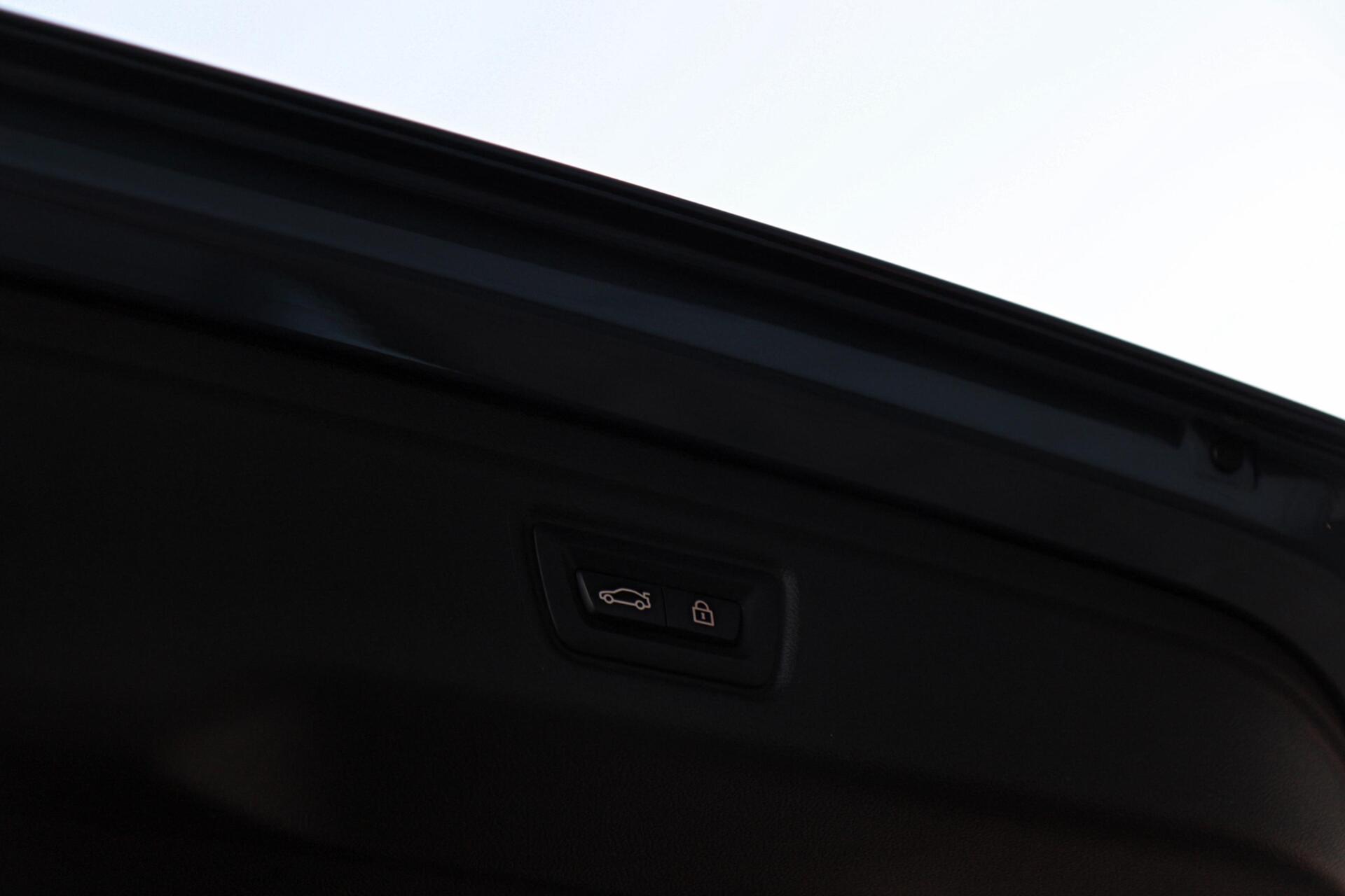 Foto van BMW 330i