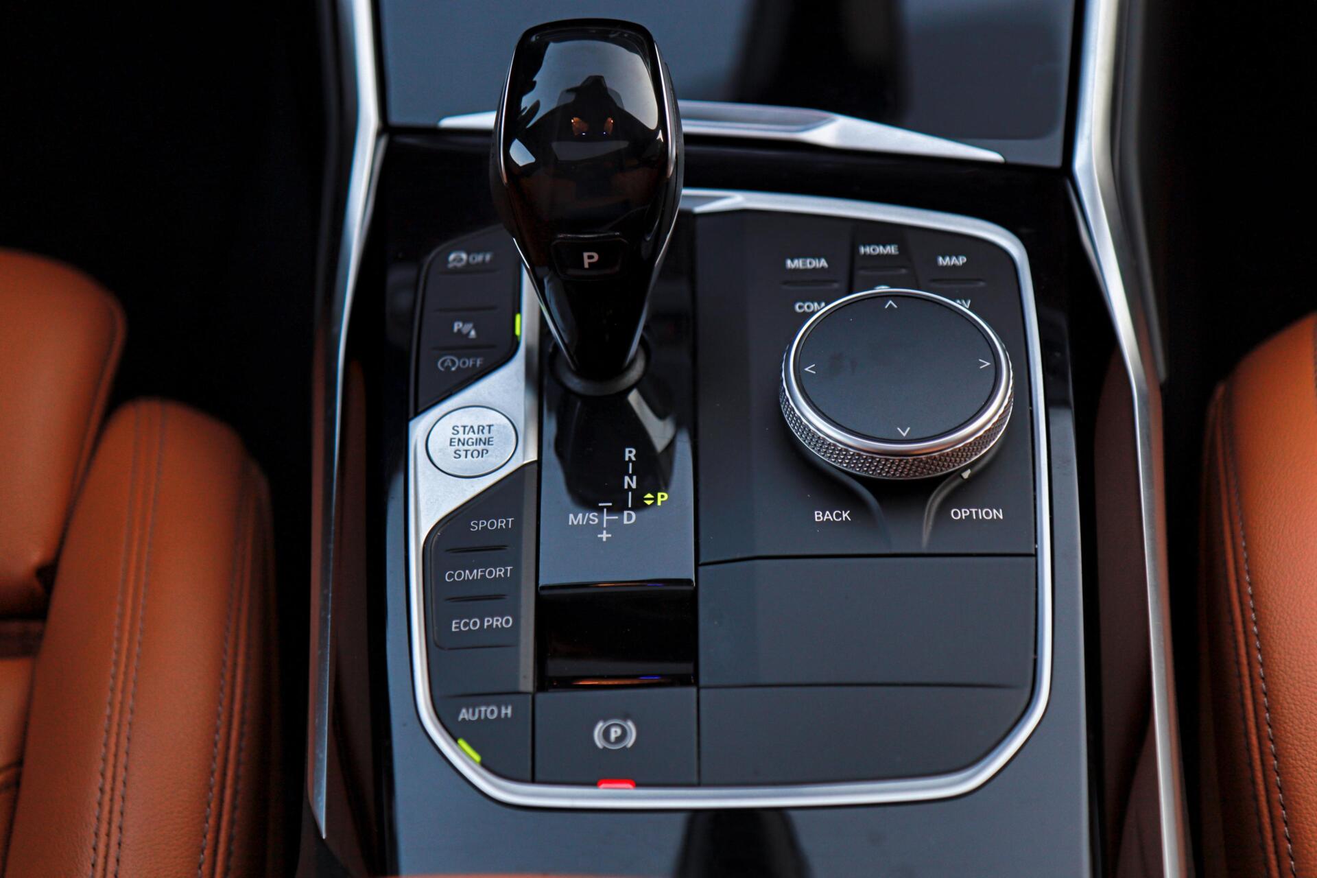 Foto van BMW 330i