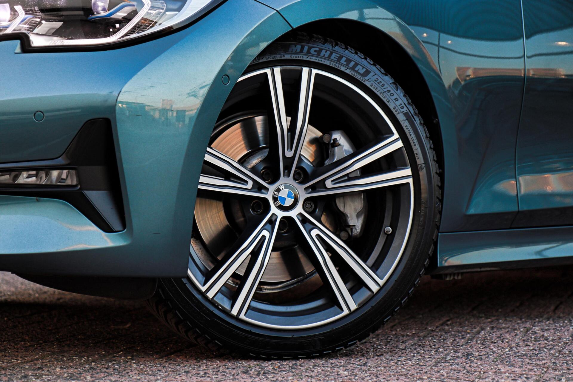 Foto van BMW 330i