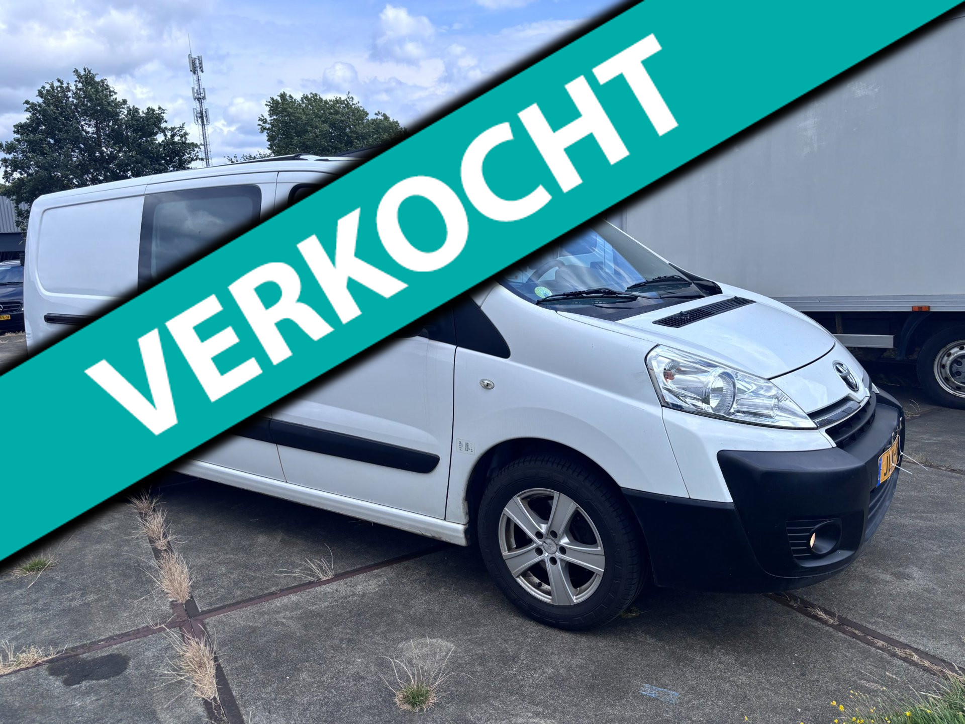 Toyota Proace Bus camper 2014 - voorkant