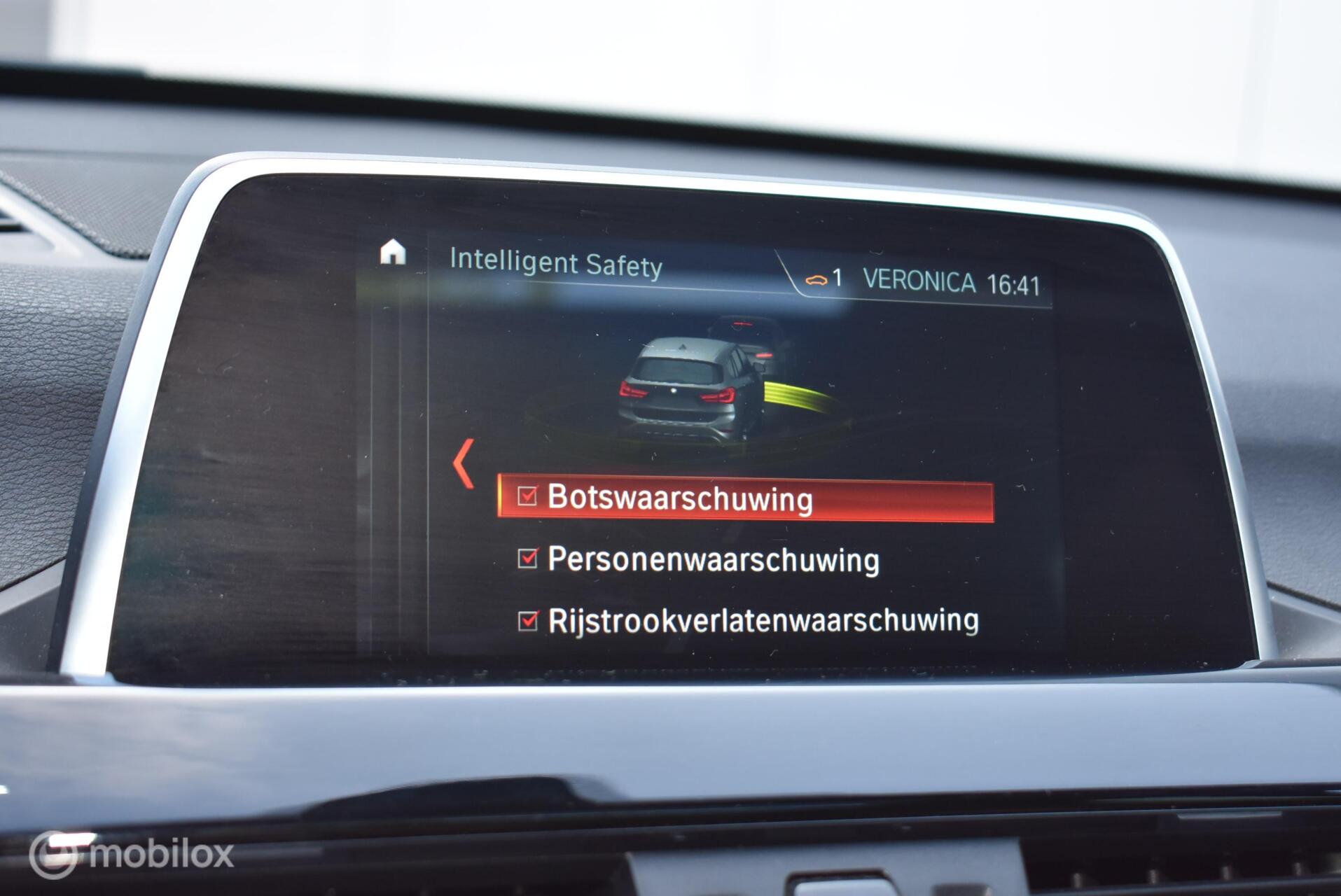 Foto van BMW X1