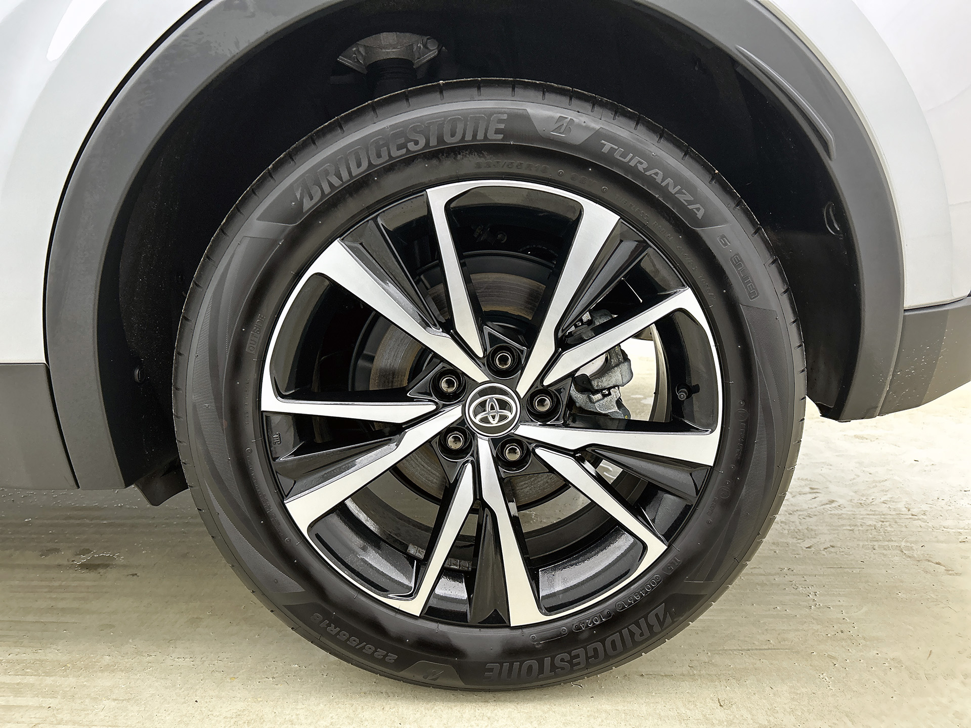 Foto van Toyota C-hr