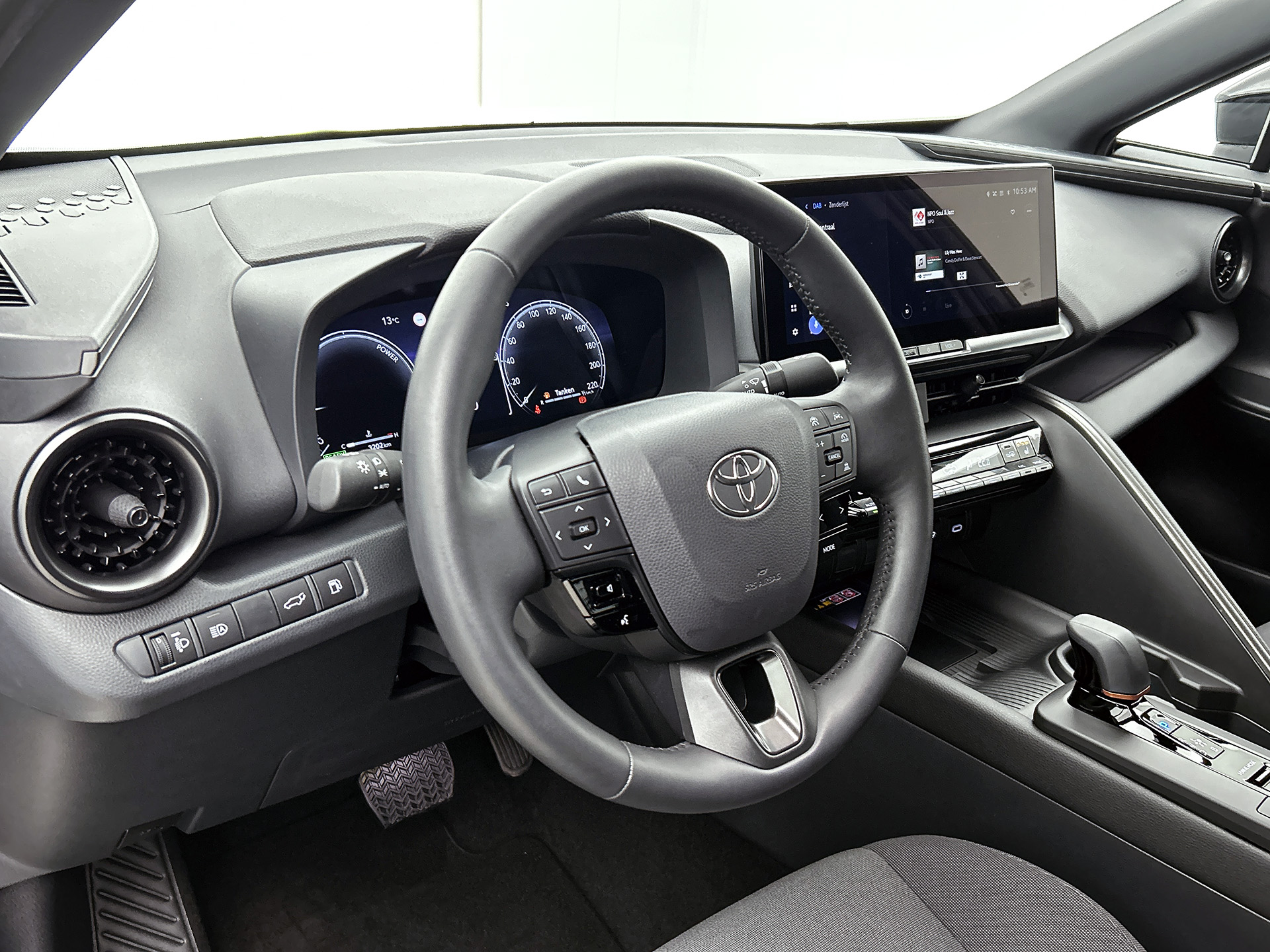 Foto van Toyota C-hr