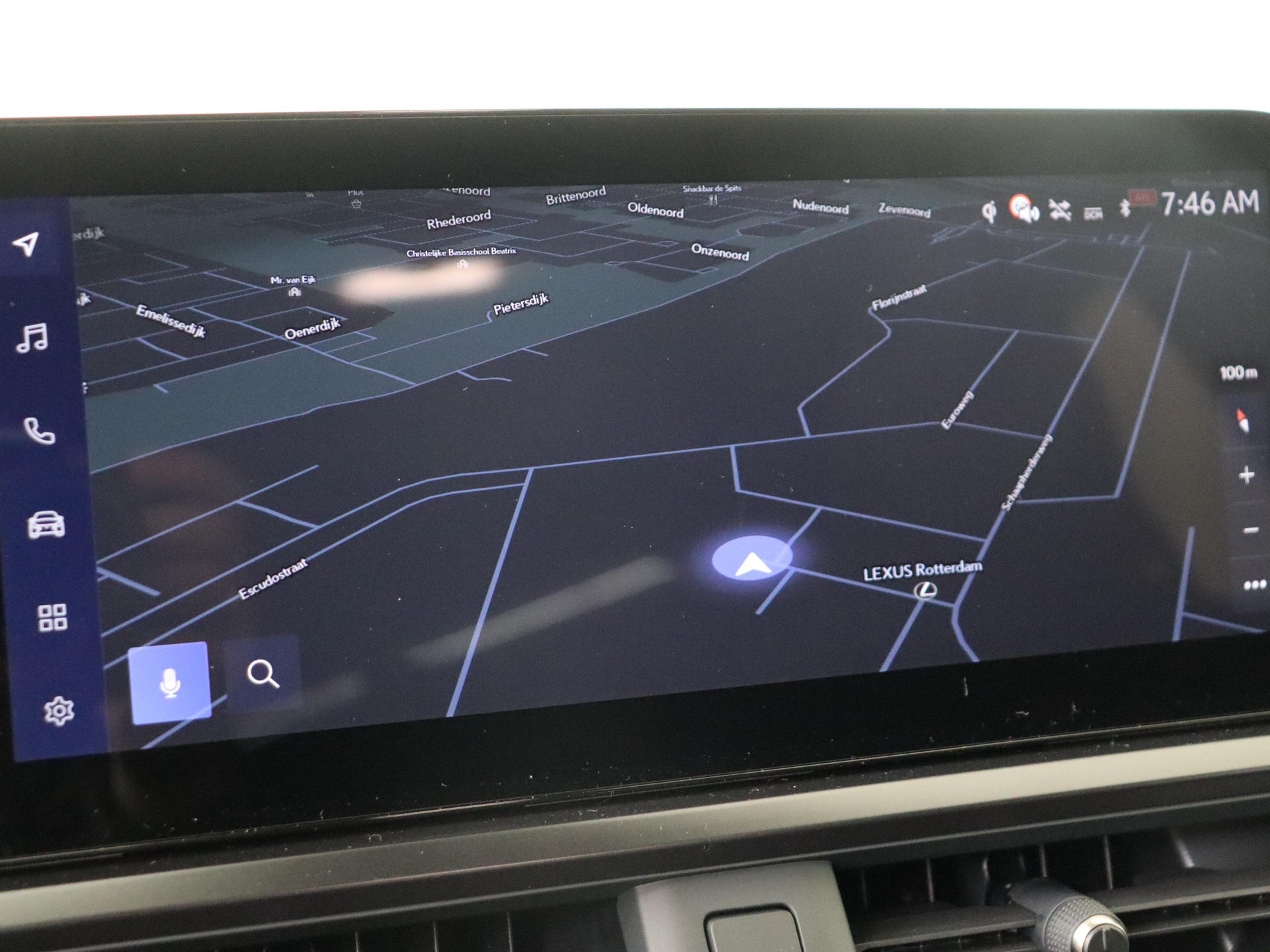Foto van Lexus Lexus Ux300h