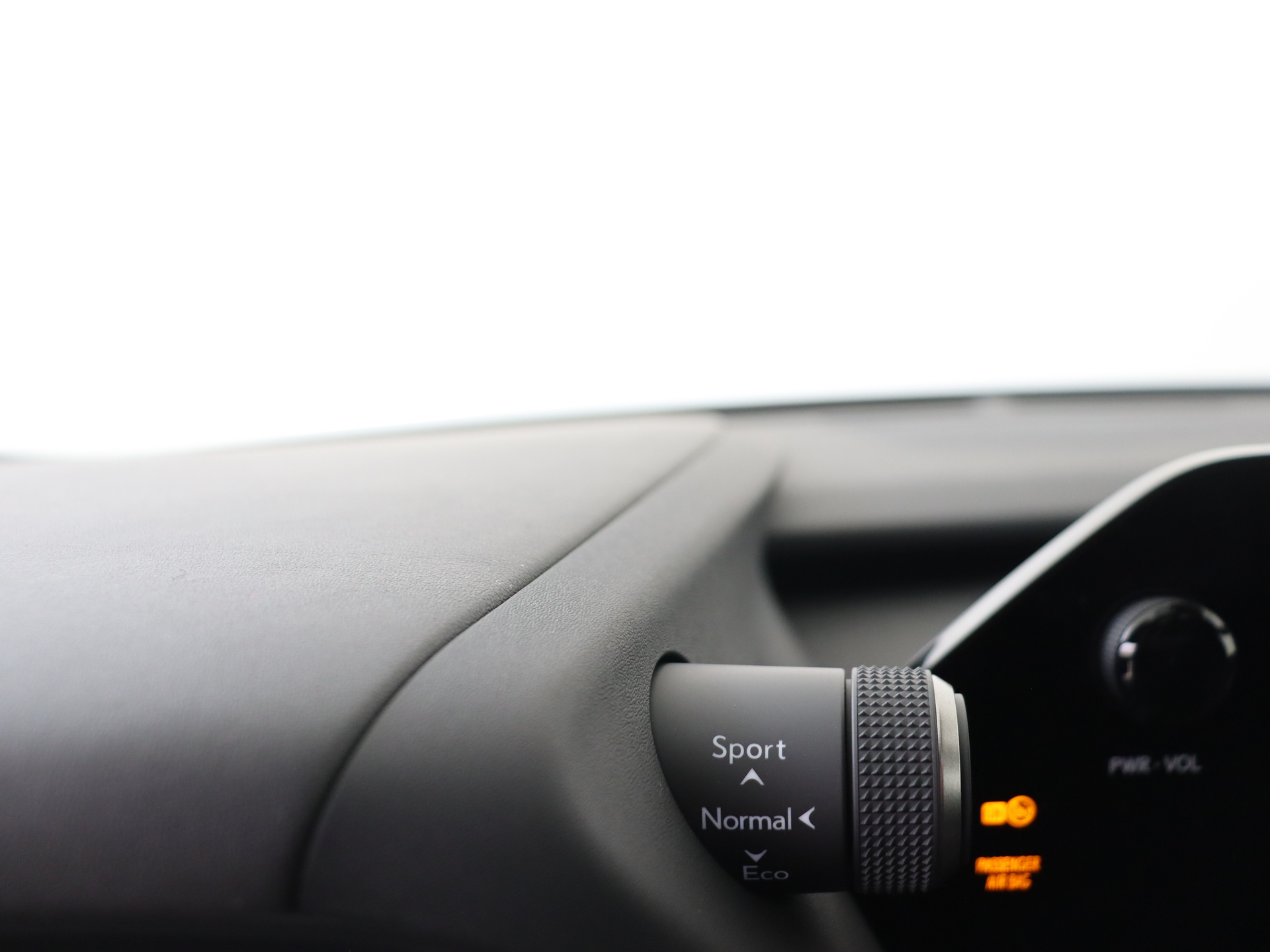 Foto van Lexus Lexus Ux300h