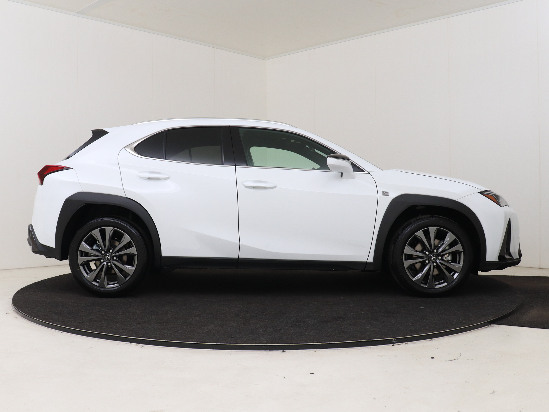 Foto van Lexus Lexus Ux300h