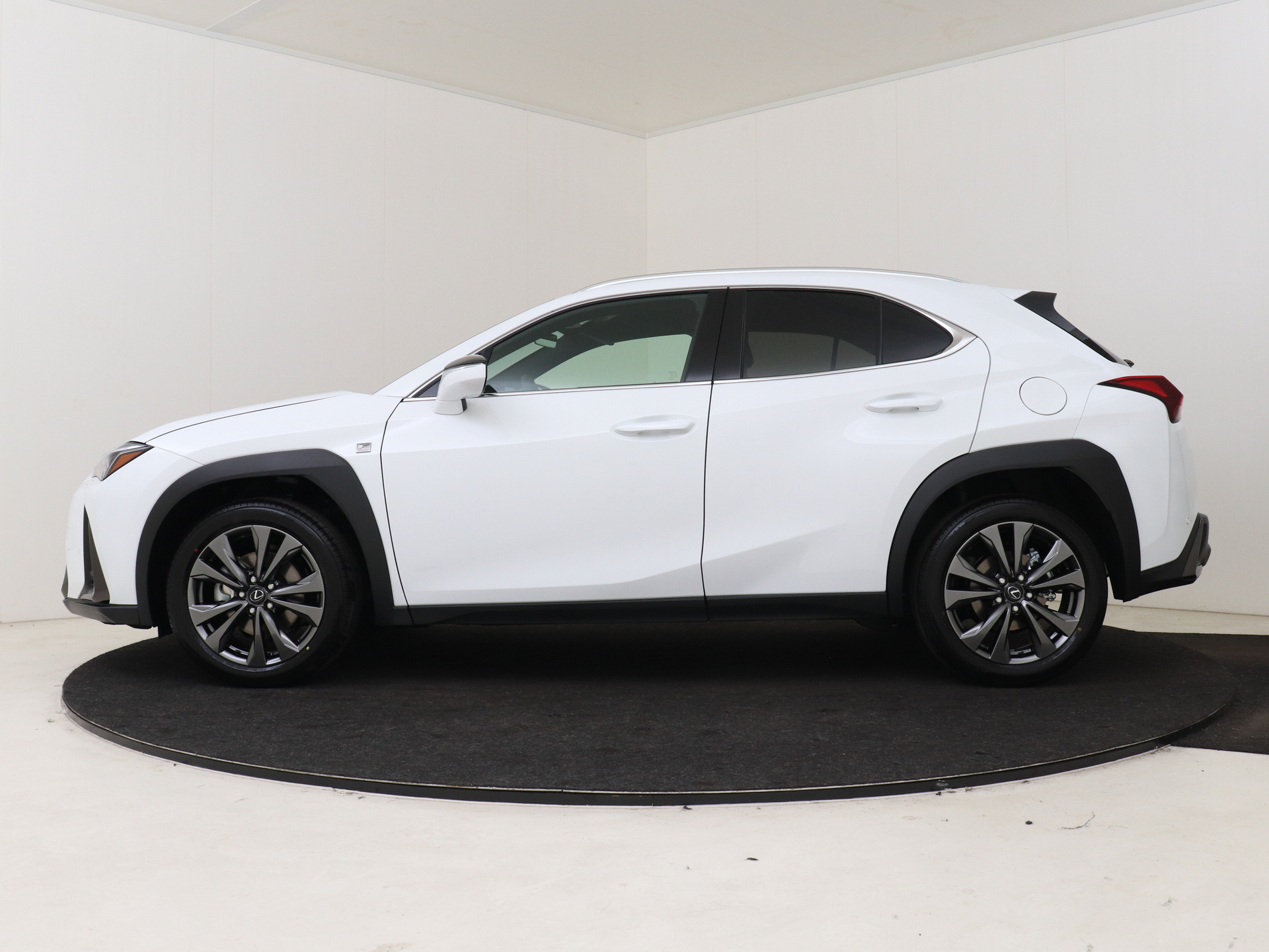 Foto van Lexus Lexus Ux300h