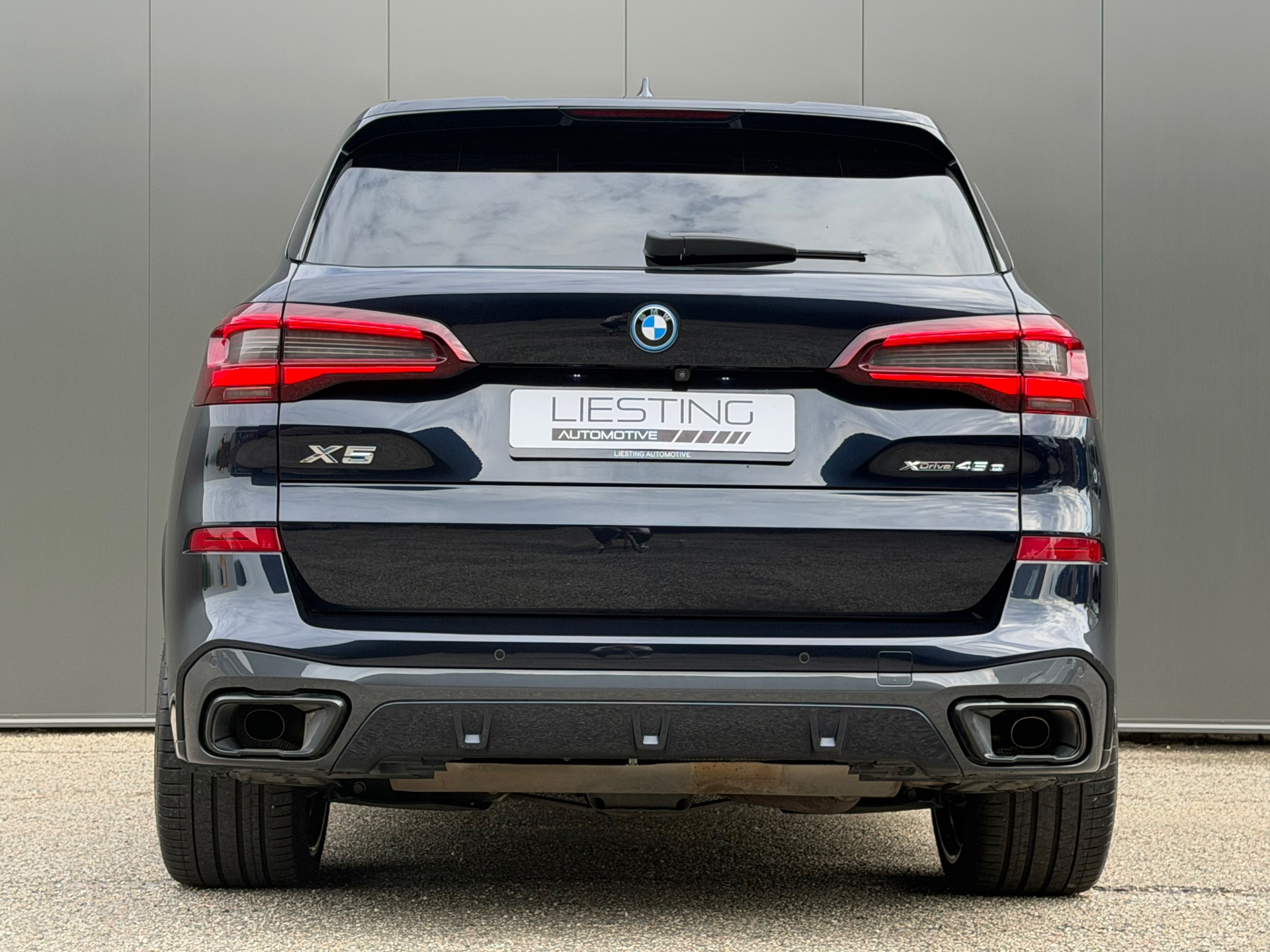 Foto van BMW X5 Xdrive45e