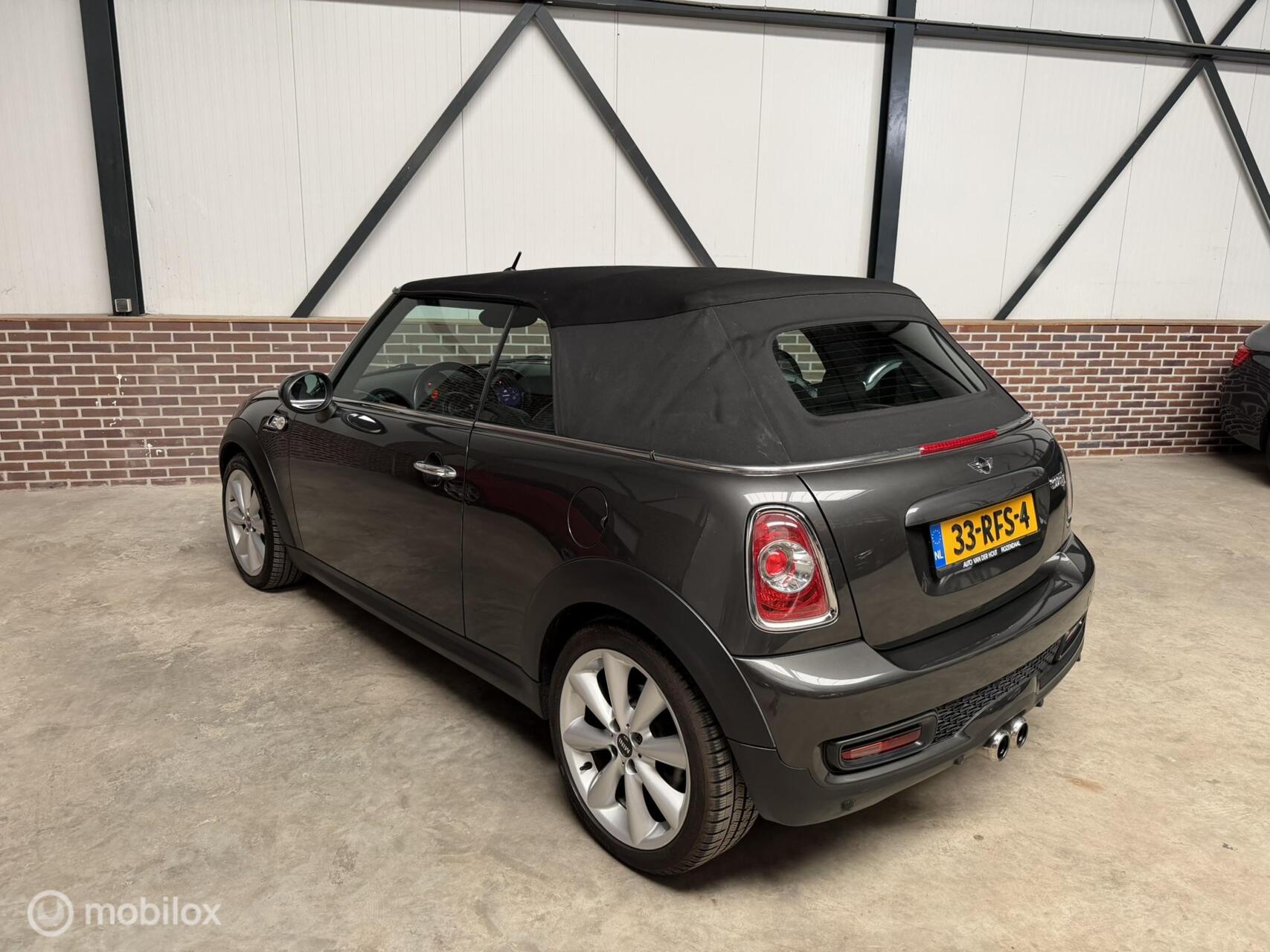Foto van Mini Cooper S Cabrio