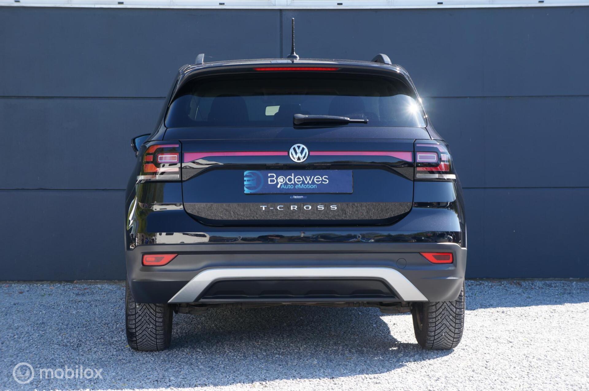 Foto van Volkswagen T-cross