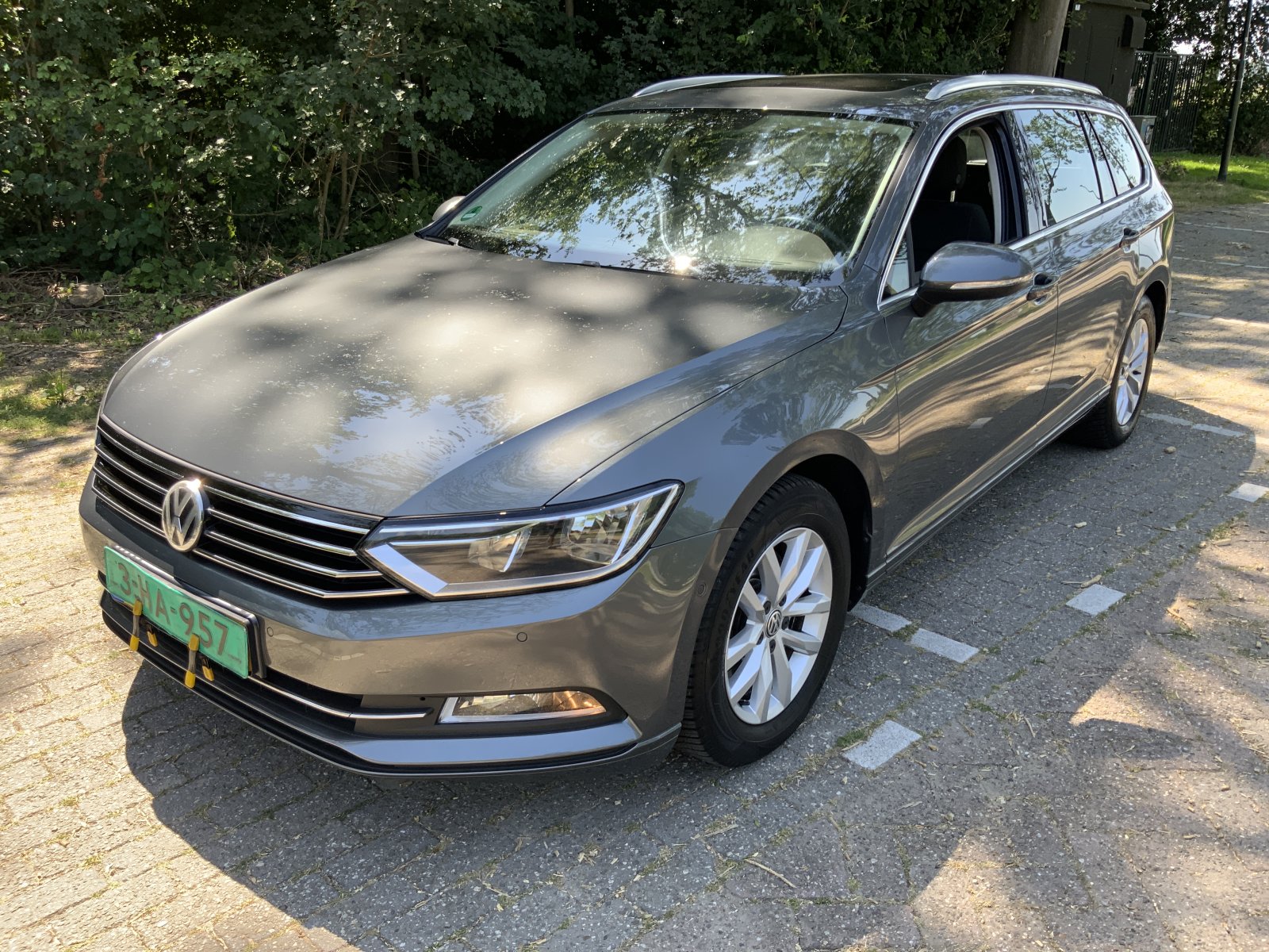 Volkswagen Passat Variant 1.4 TSI ACT Bns Ed R 2016 - voorkant
