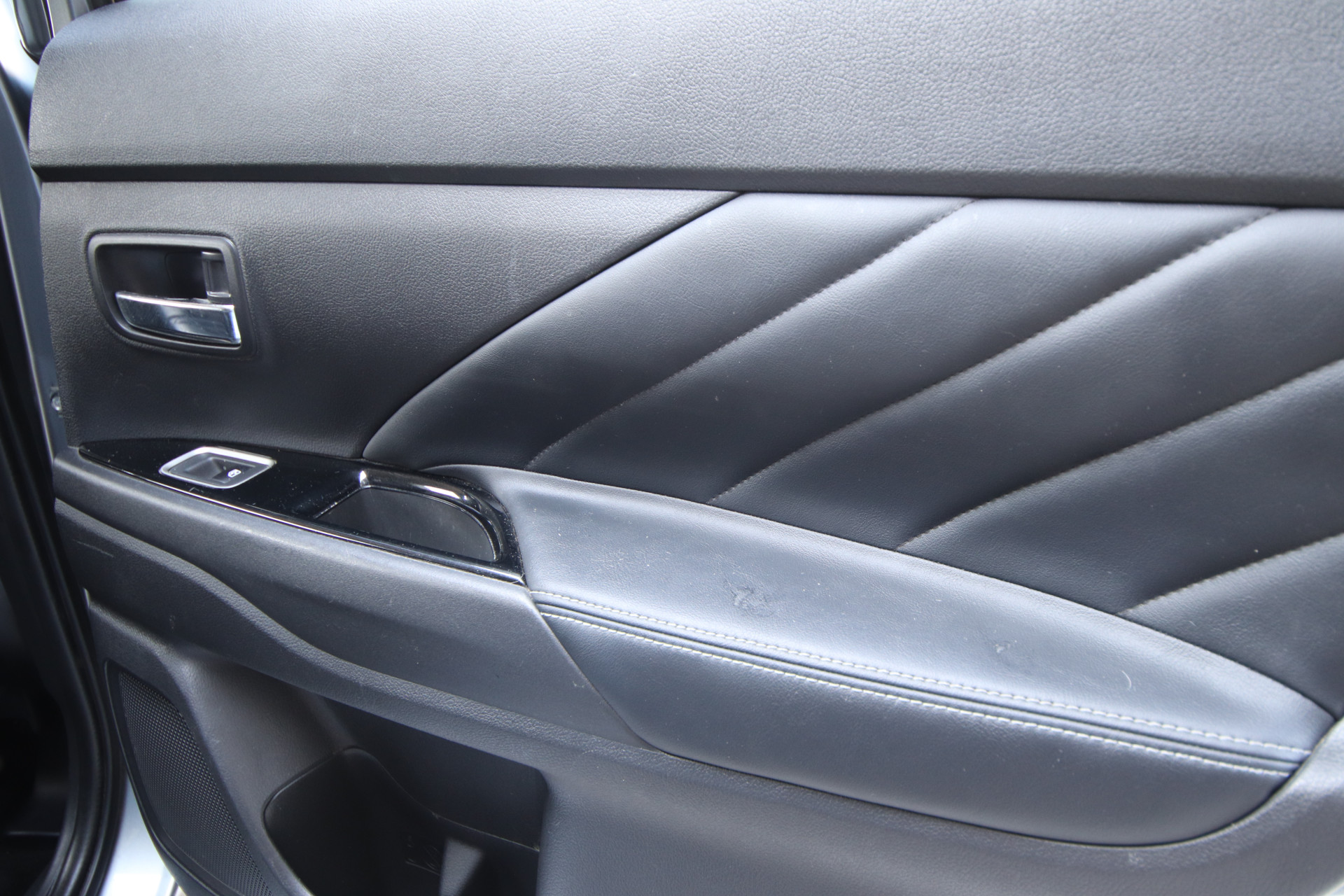 Foto van Mitsubishi Mitsubishi Outlander