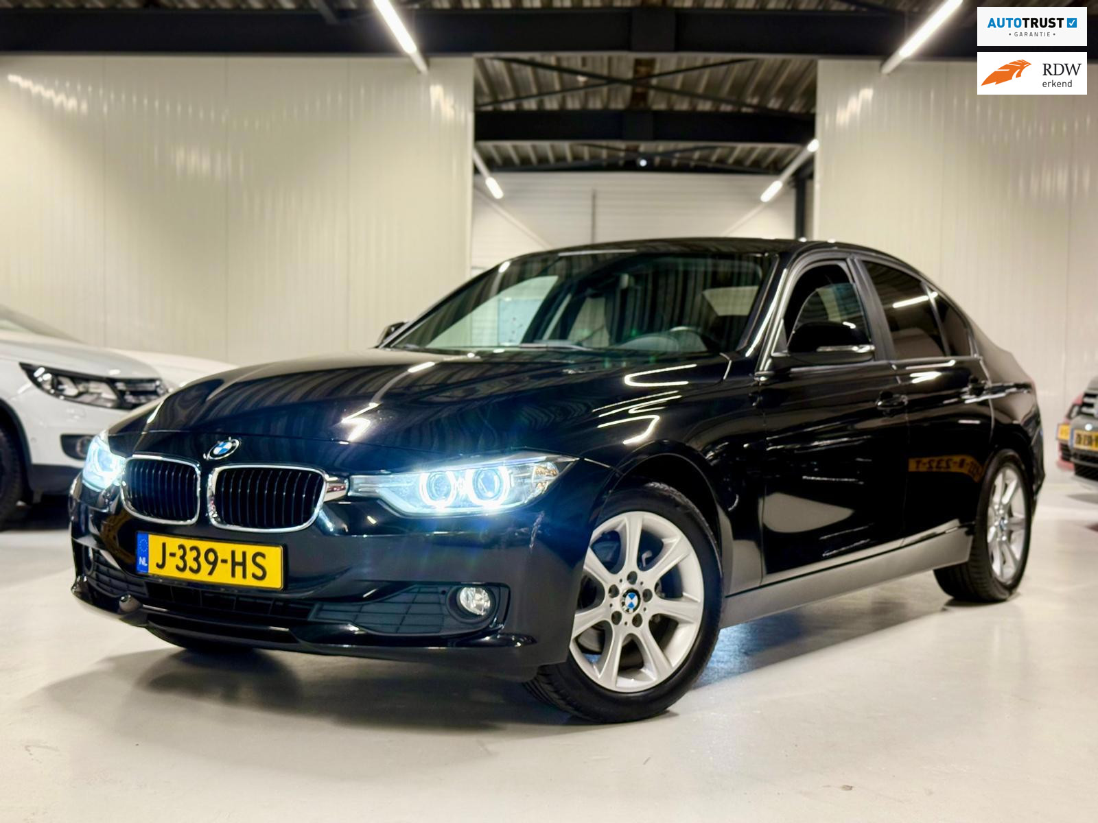 BMW 316i 316i High Executive LED|NAVI|STOELVERWARM.. 2013 - voorkant