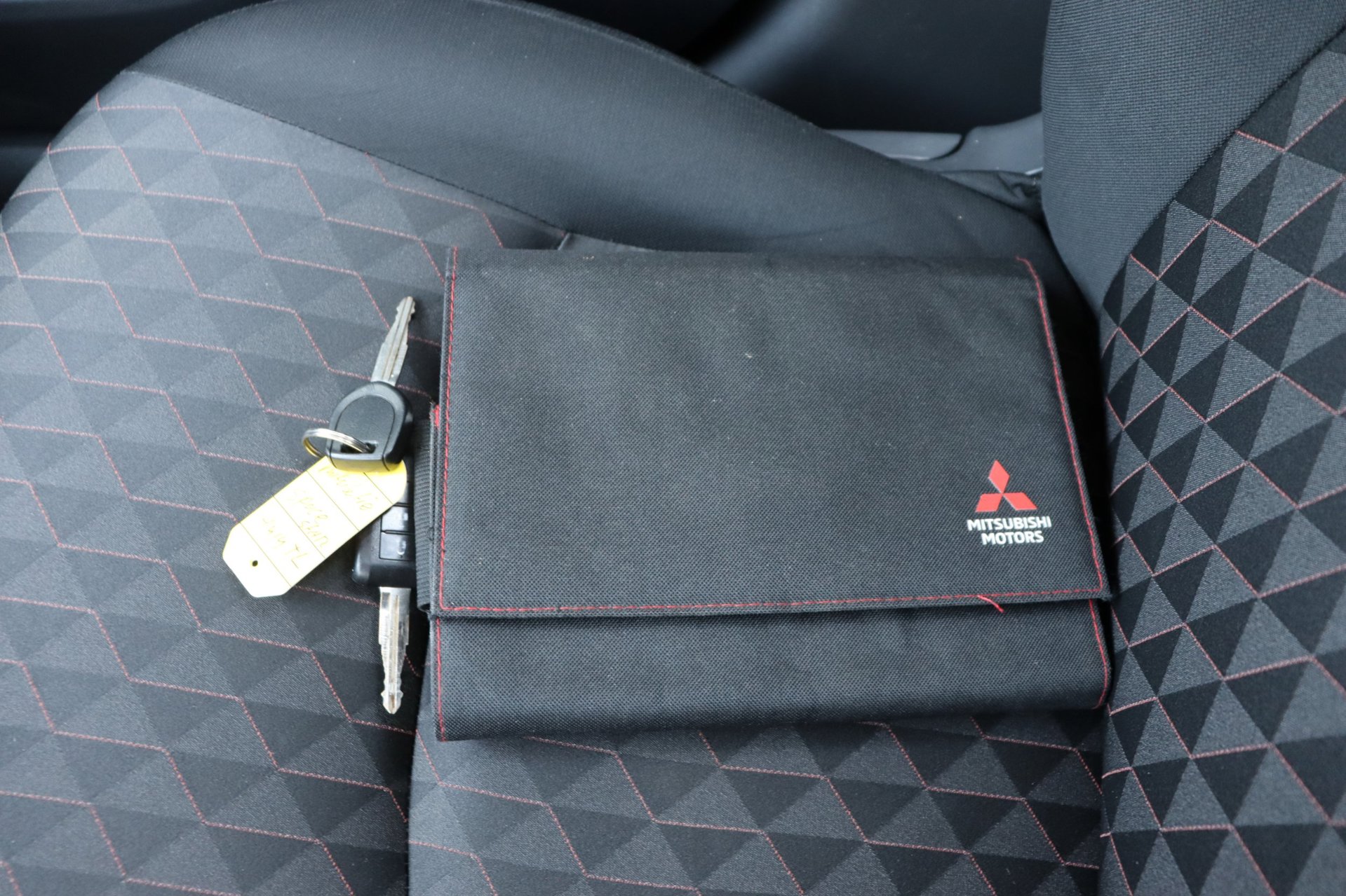 Foto van Mitsubishi Mitsubishi Space Star