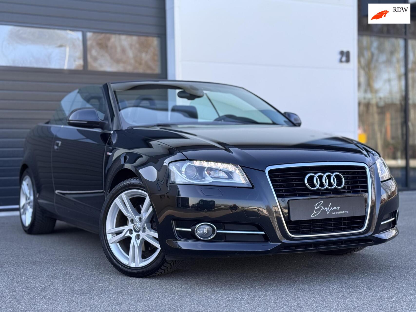Audi Audi A3 Cabriolet 1.8 TFSI S-line Motorrevisie gehad|Carplay 2011 - voorkant