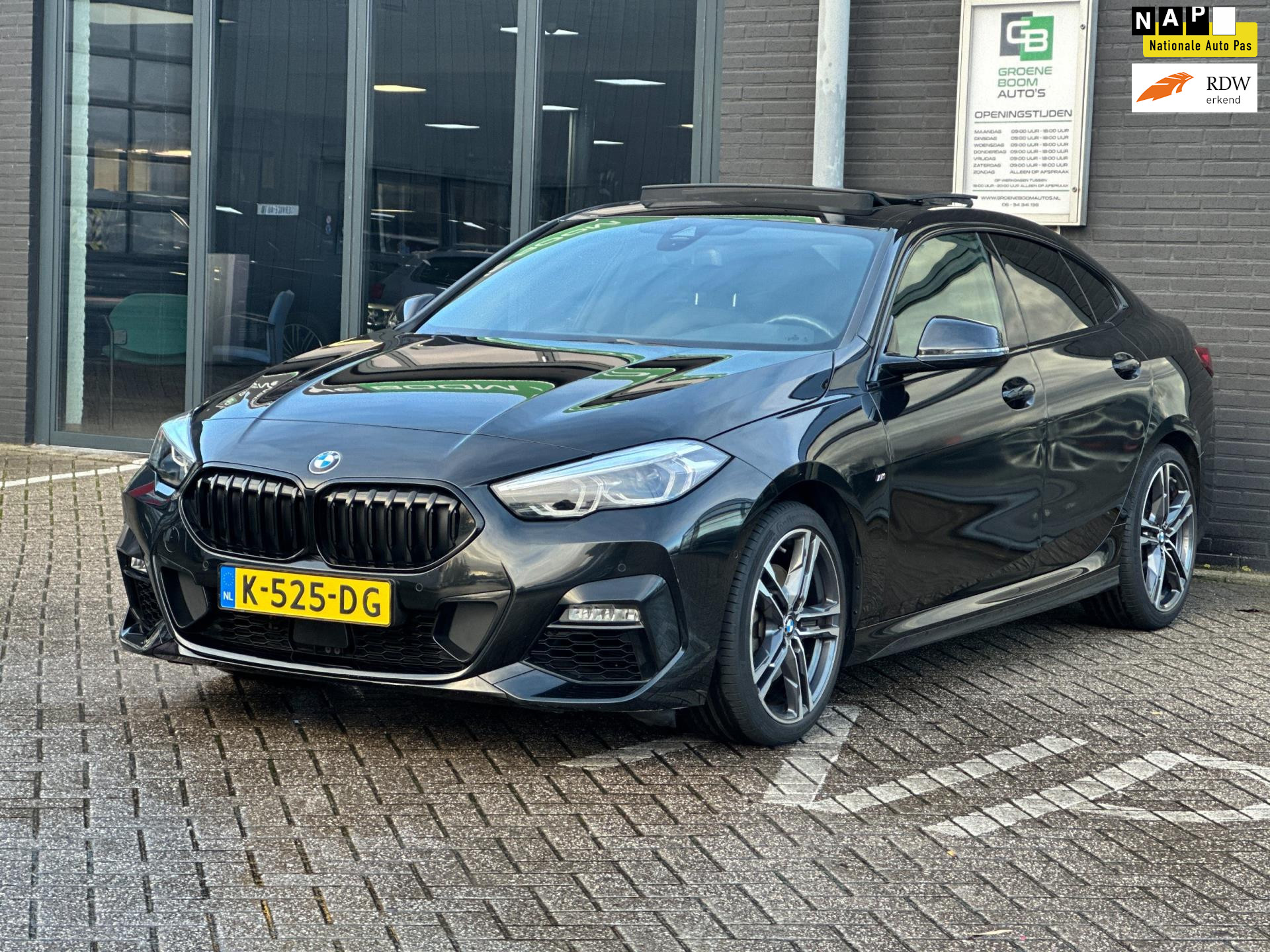 BMW 2 Serie 218i Executive Edition/M-PAKKET/PANO-DAK/CAMERA/NL-AUTO NAP!! 2020 - voorkant