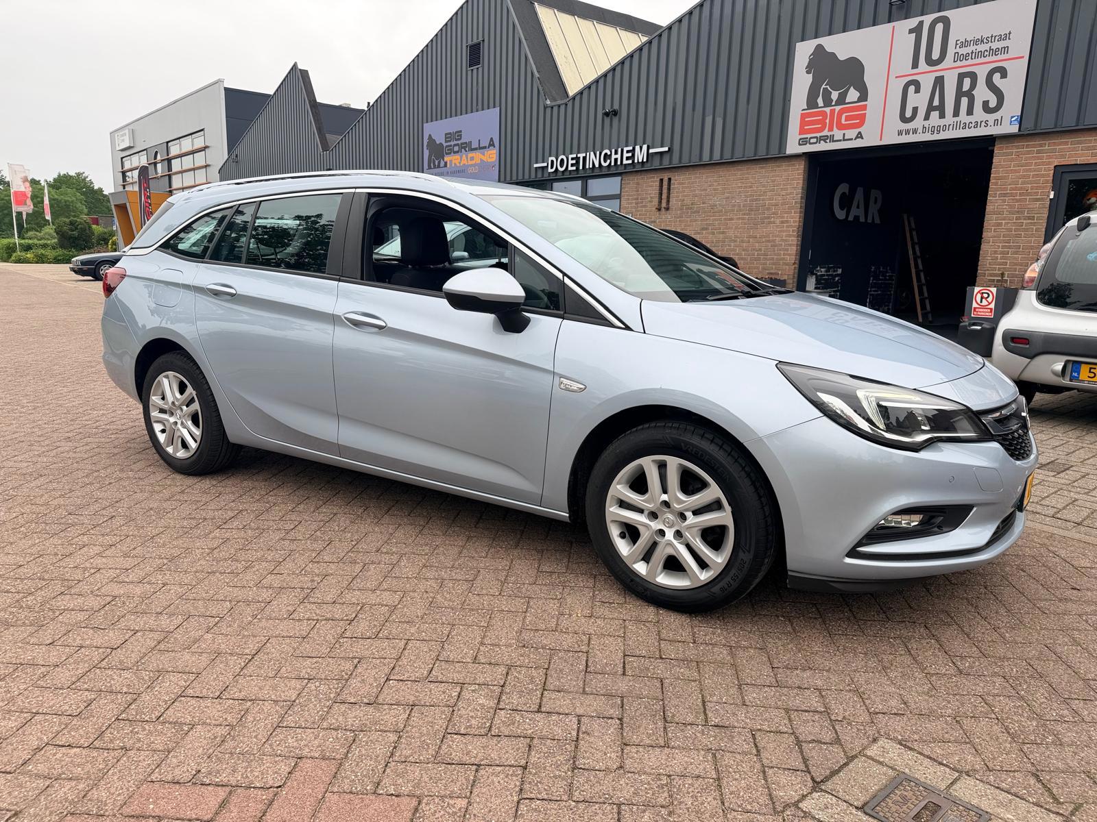 Foto van Opel Astra Sports Tourer