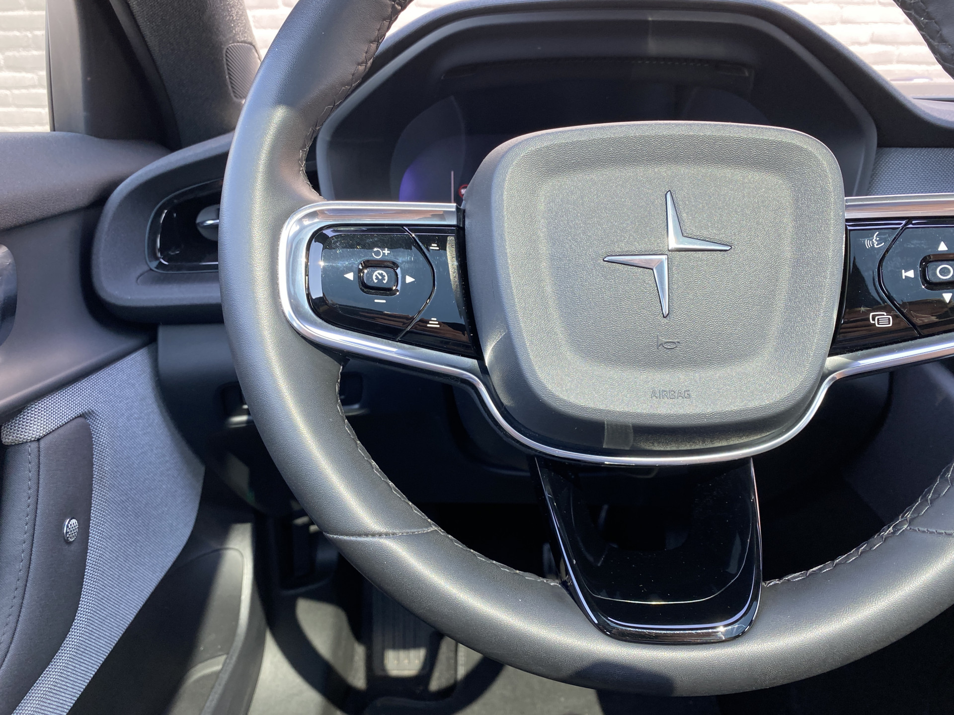 Foto van Polestar Polestar 2