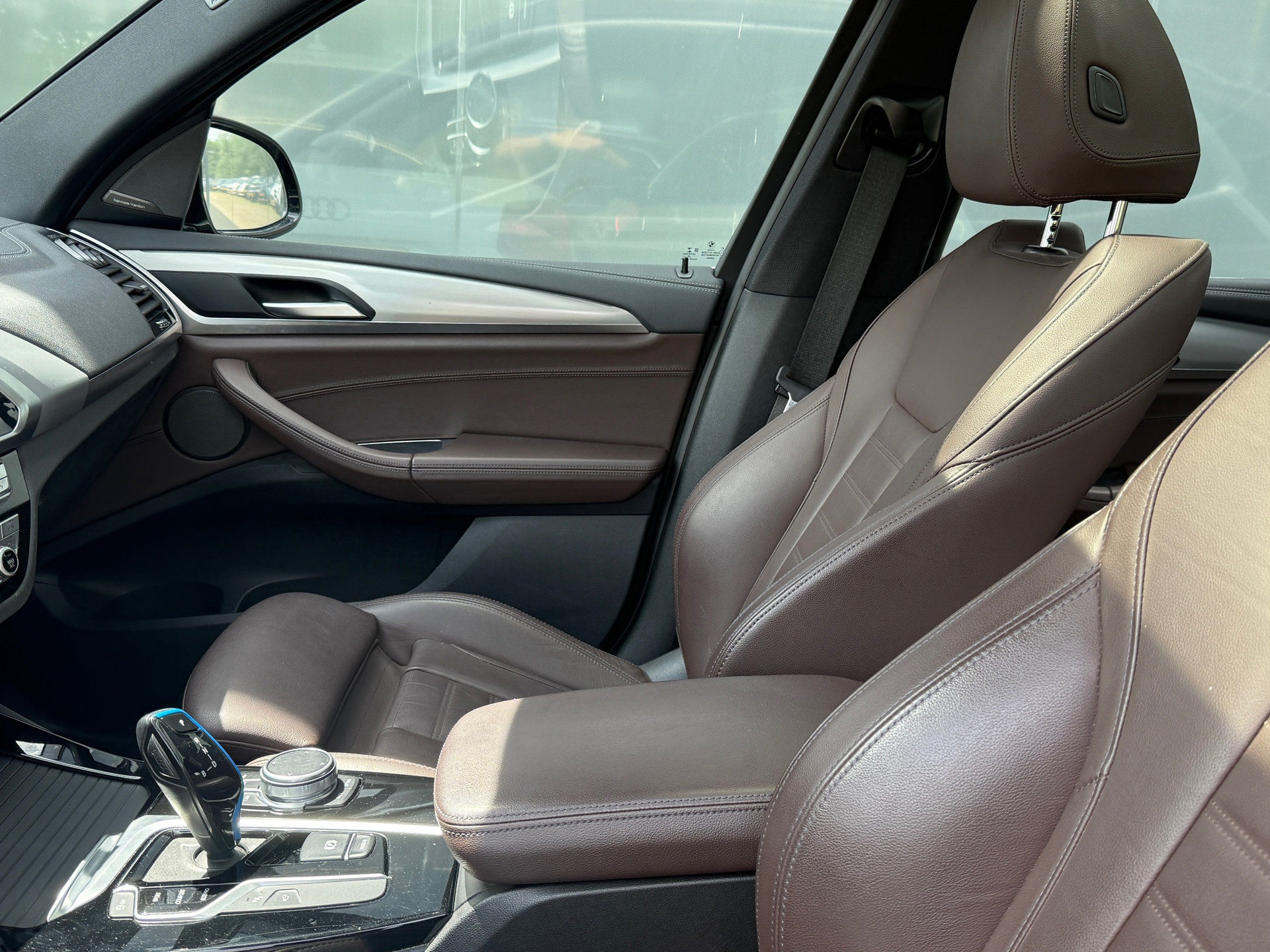 Foto van BMW Ix3