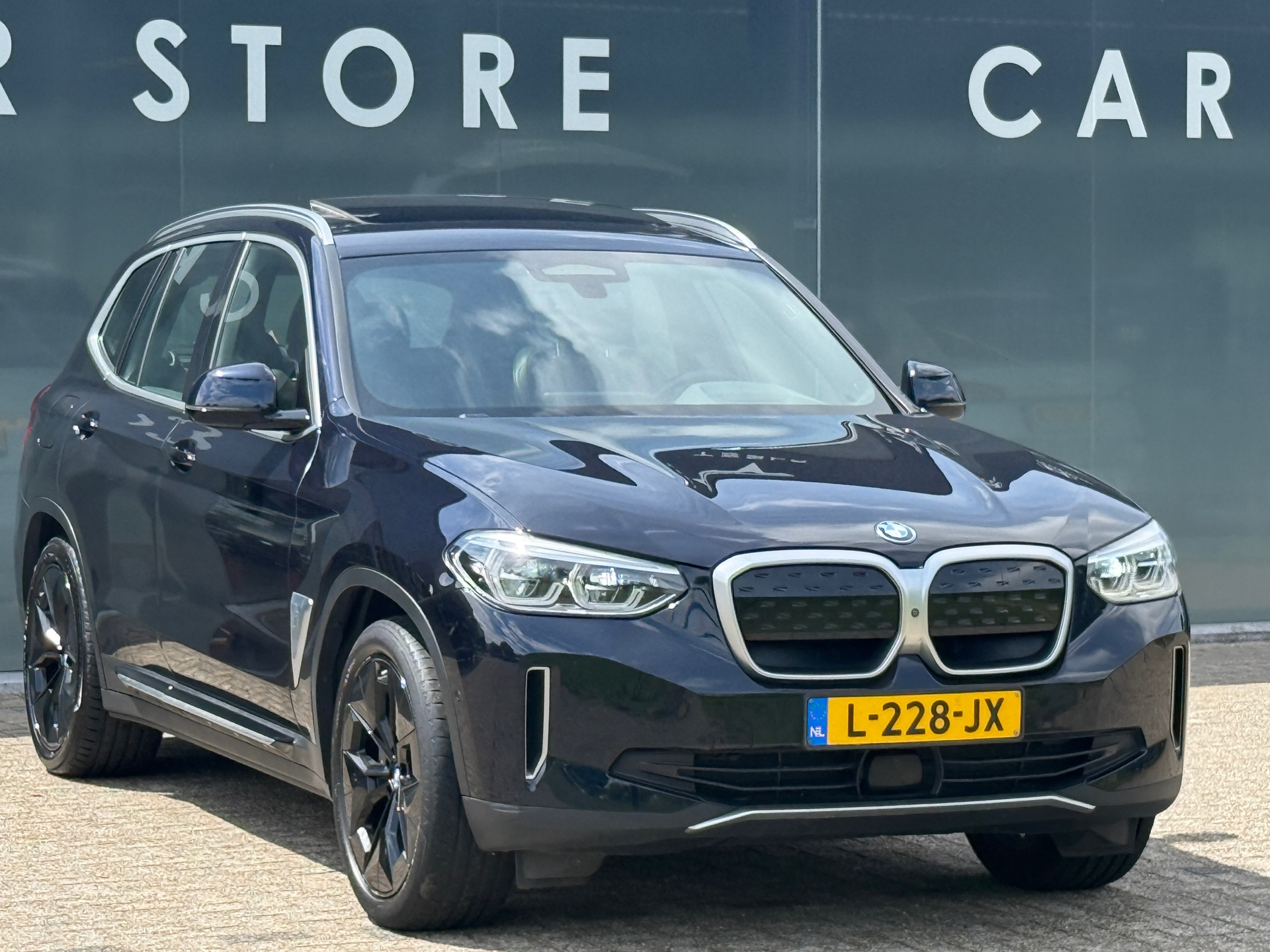 Foto van BMW Ix3