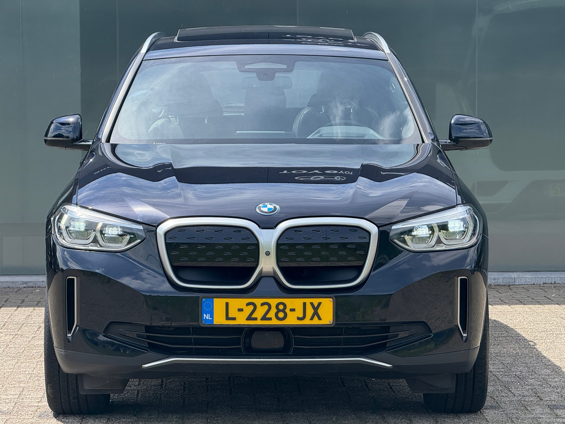 Foto van BMW Ix3