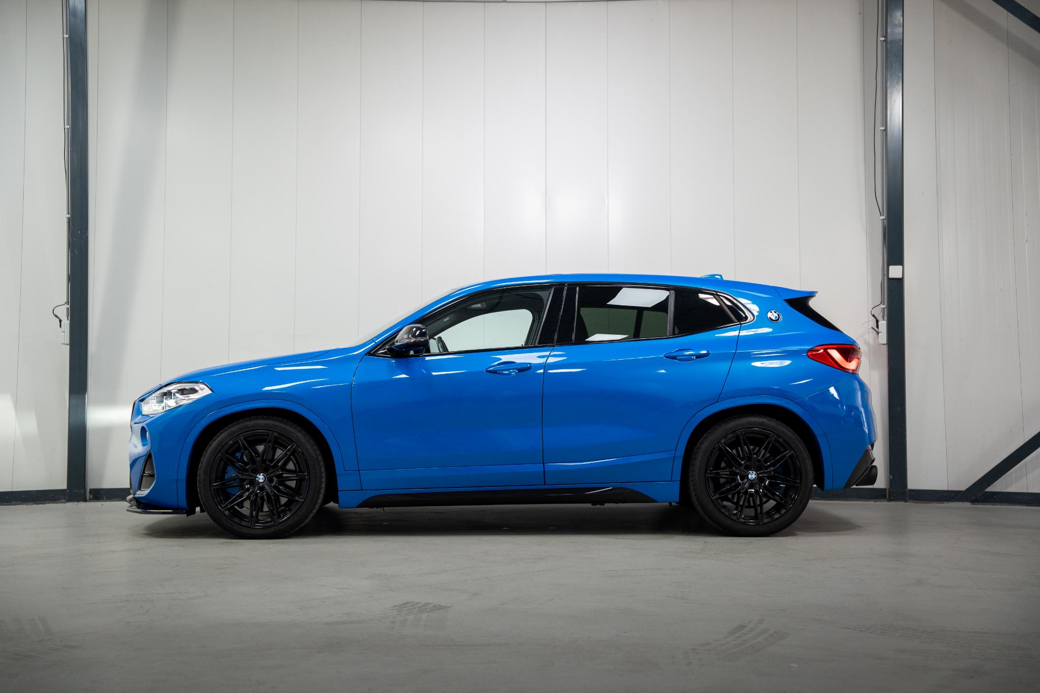 Foto van BMW X2 M35i