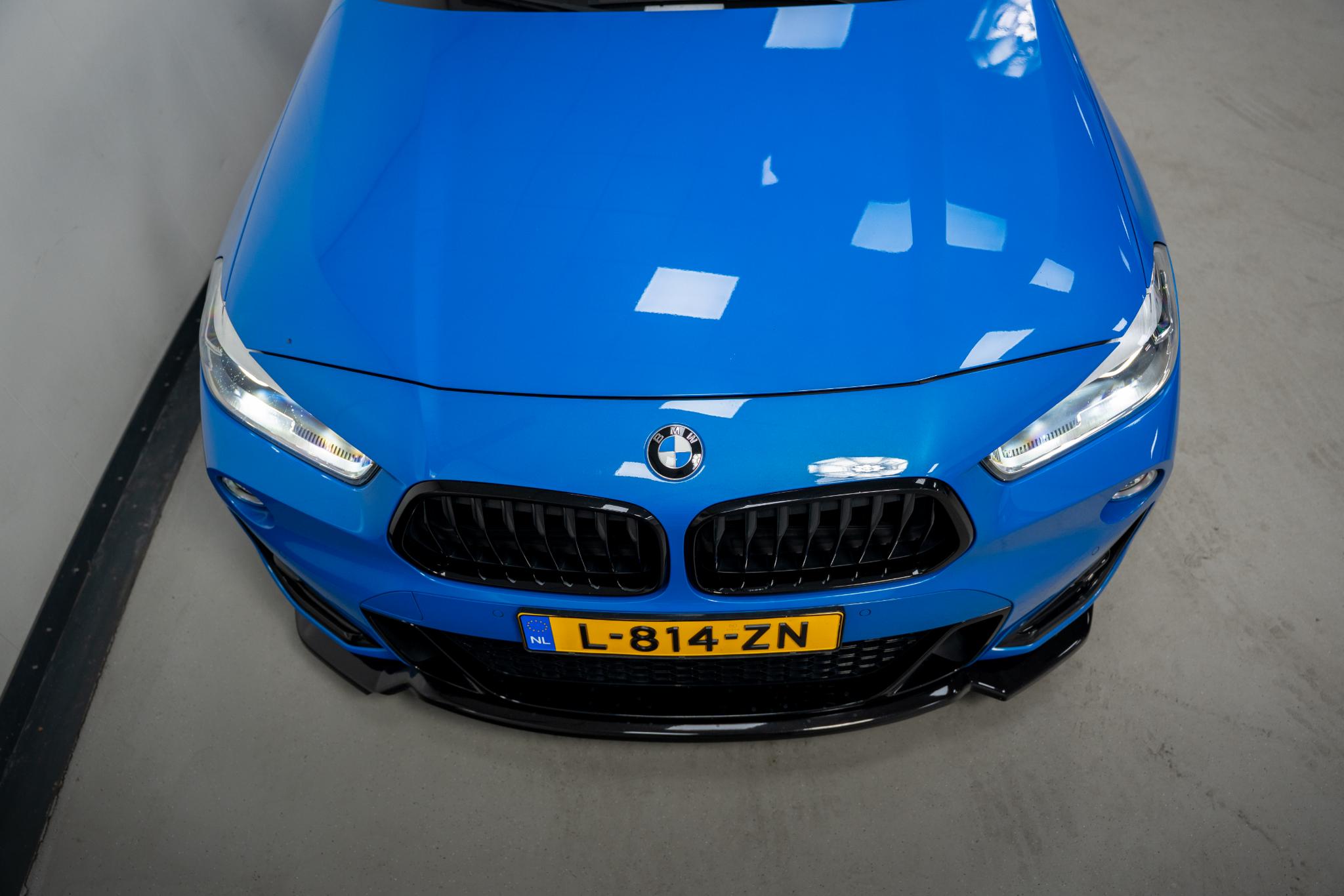 Foto van BMW X2 M35i