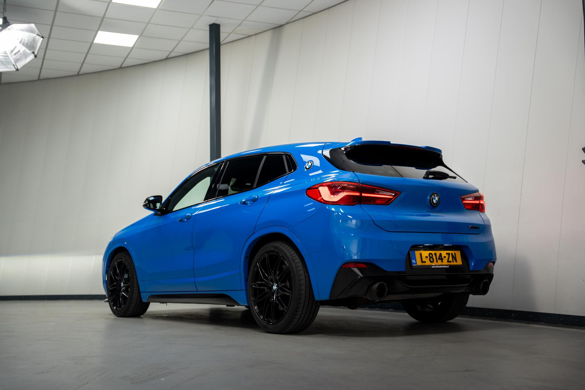 Foto van BMW X2 M35i