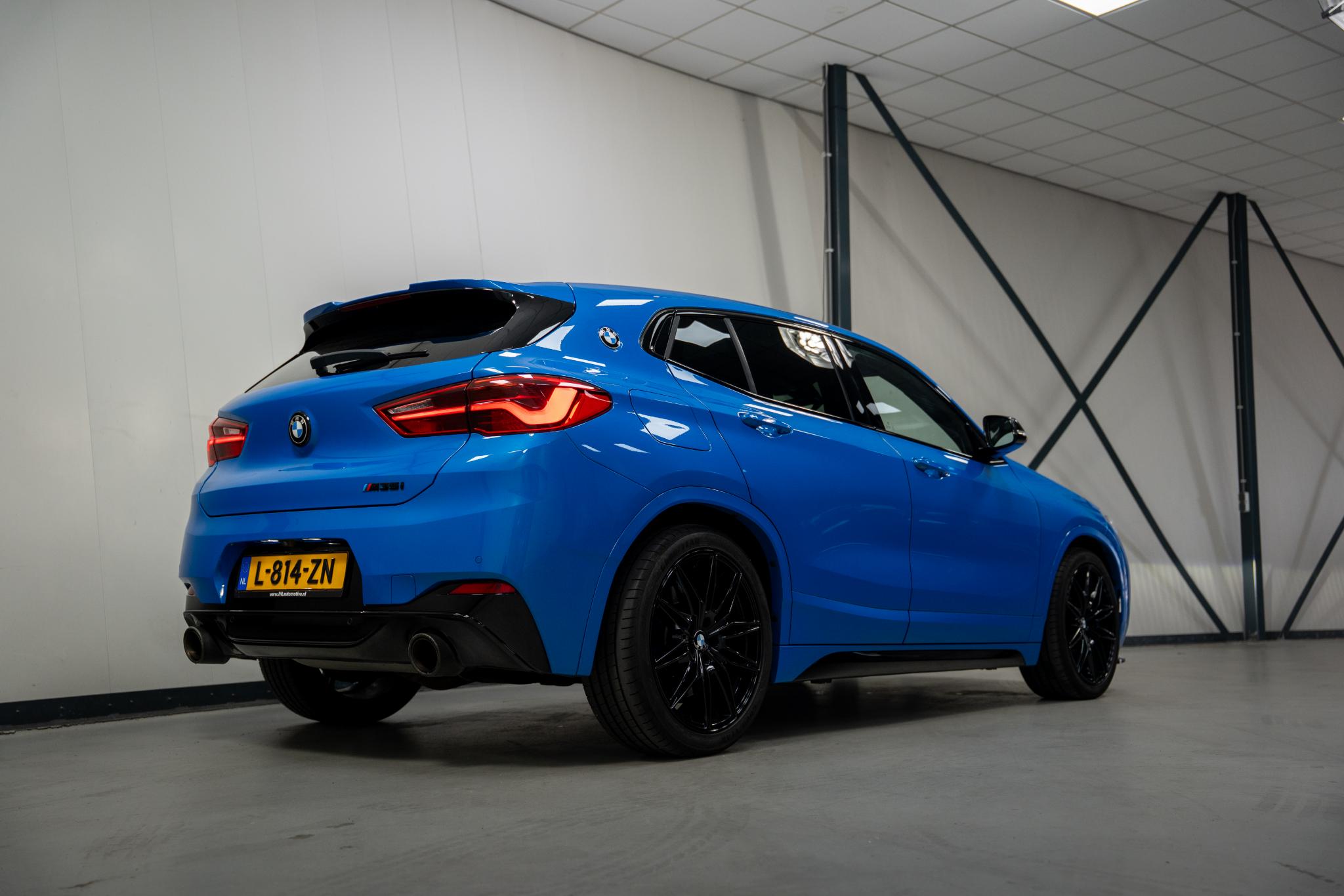 Foto van BMW X2 M35i