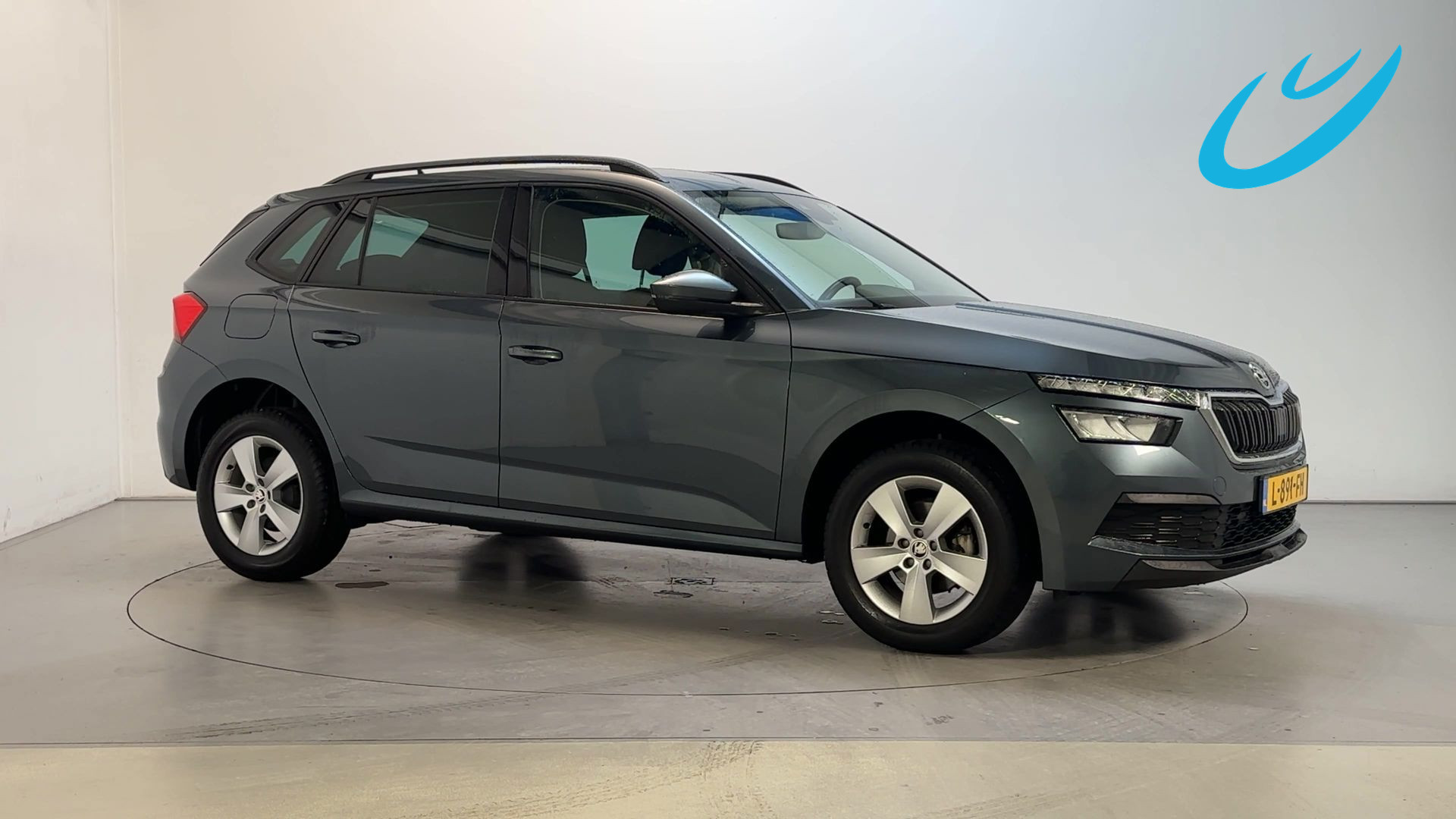 Skoda Kamiq 1.0 TSI 110pk Ambition App-Connect Parkeersensoren DAB+ 2021 - voorkant