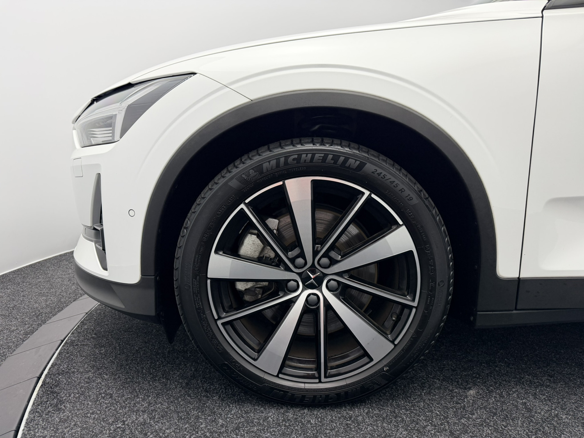 Foto van Polestar Polestar 2