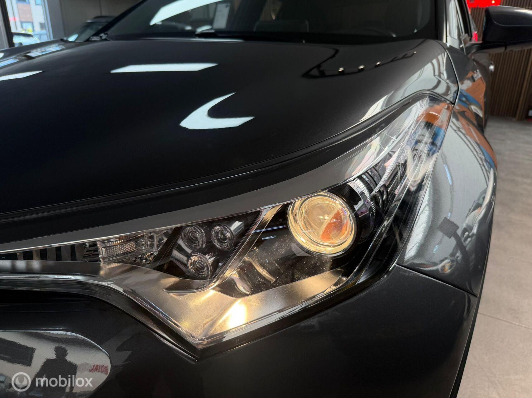 Foto van Toyota Toyota C-hr