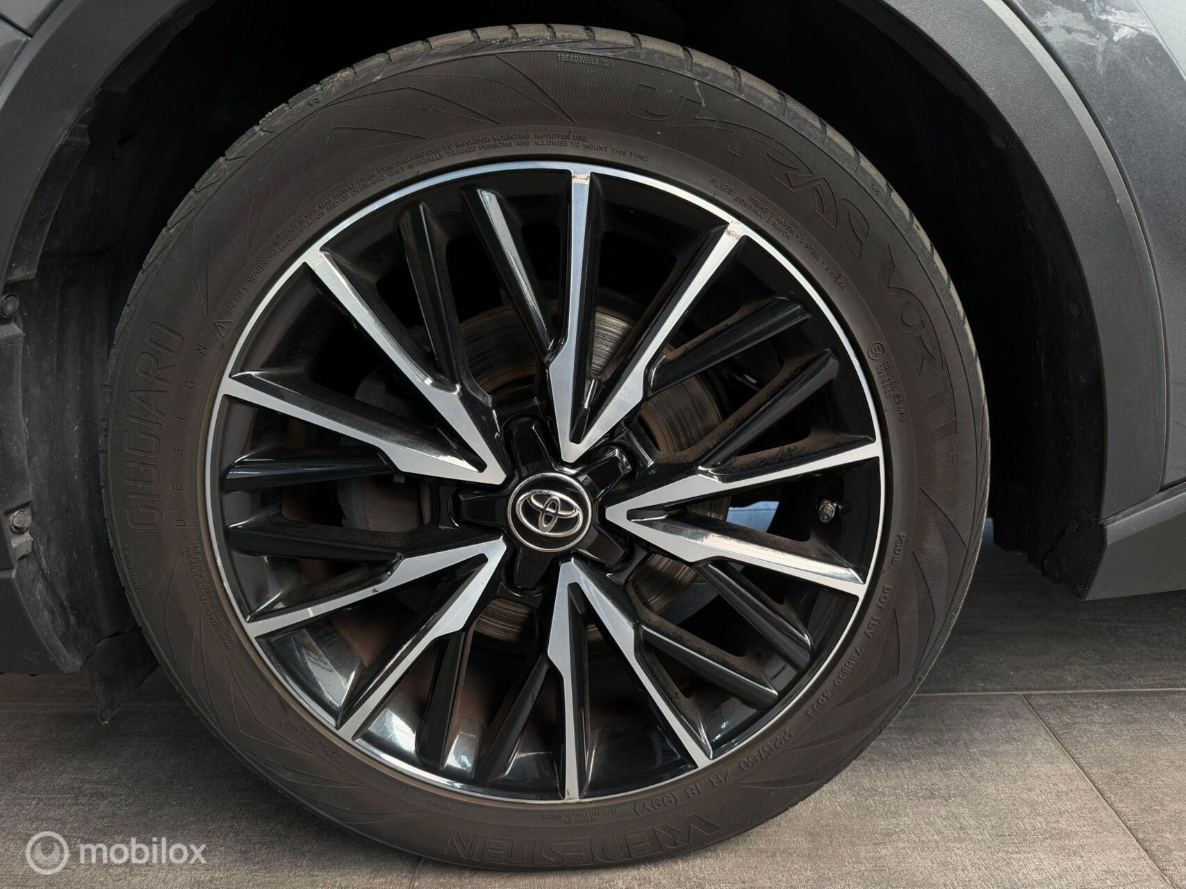 Foto van Toyota Toyota C-hr