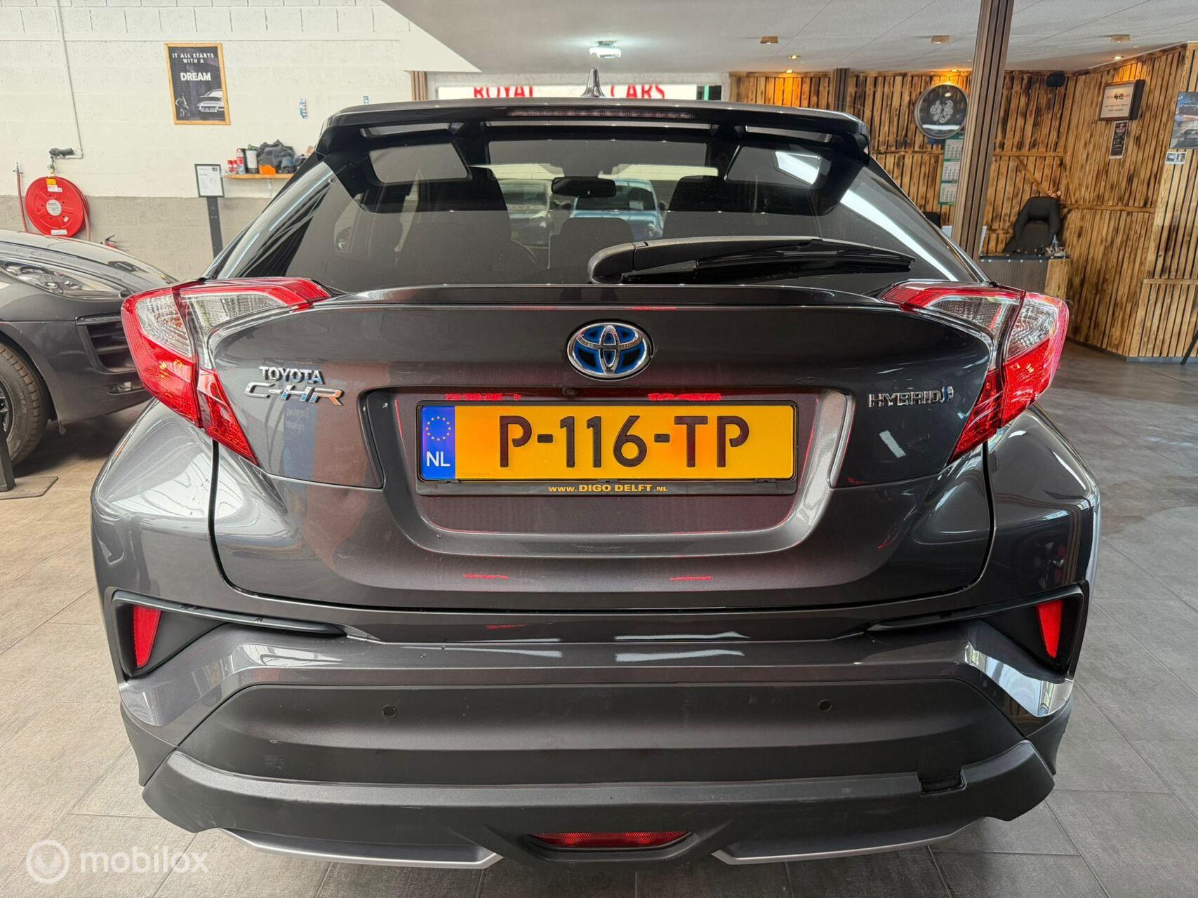 Foto van Toyota Toyota C-hr