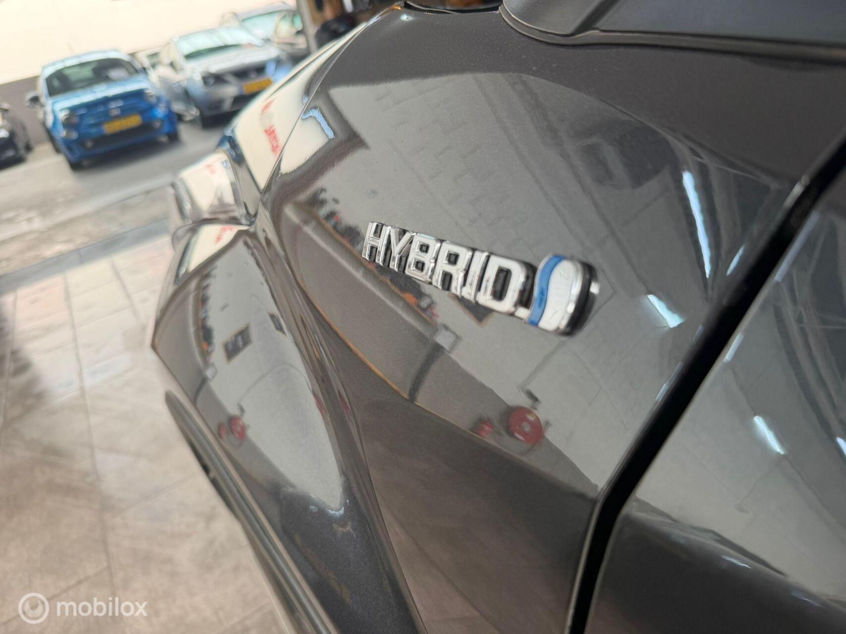 Foto van Toyota Toyota C-hr