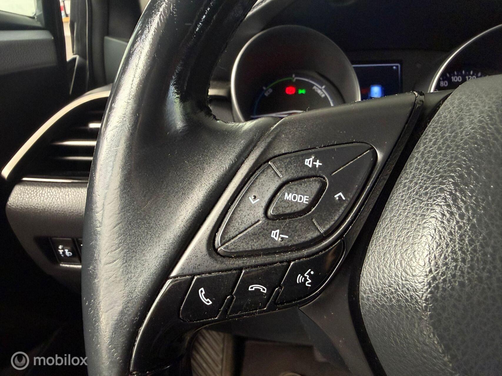 Foto van Toyota Toyota C-hr