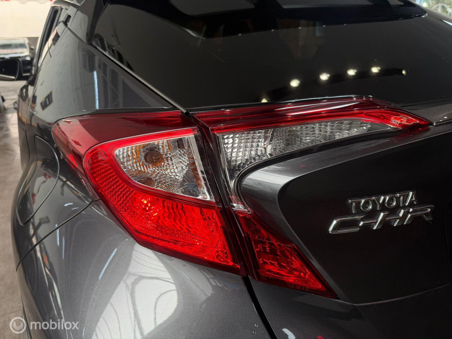 Foto van Toyota Toyota C-hr