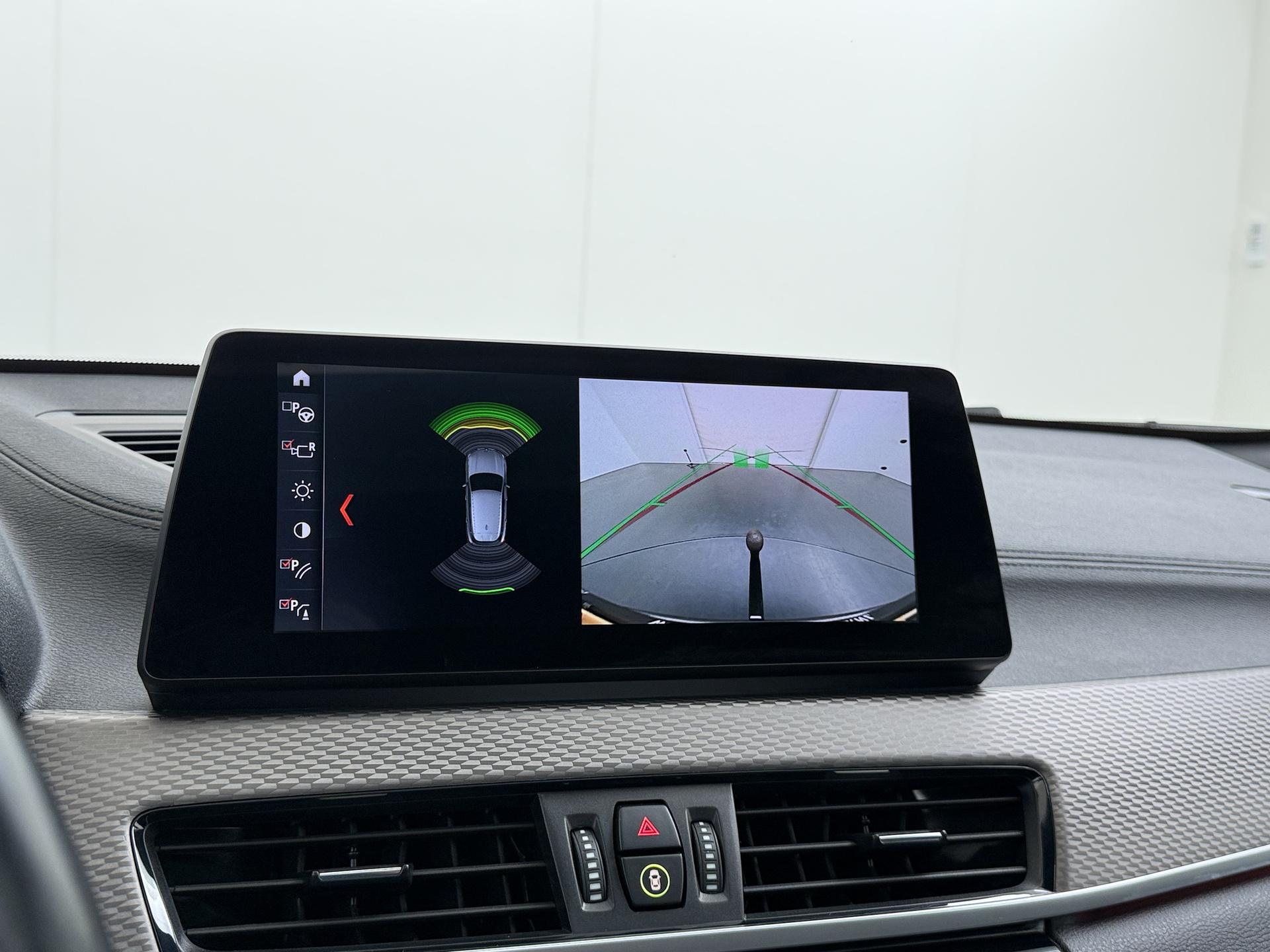 Foto van BMW X2 Xdrive25e