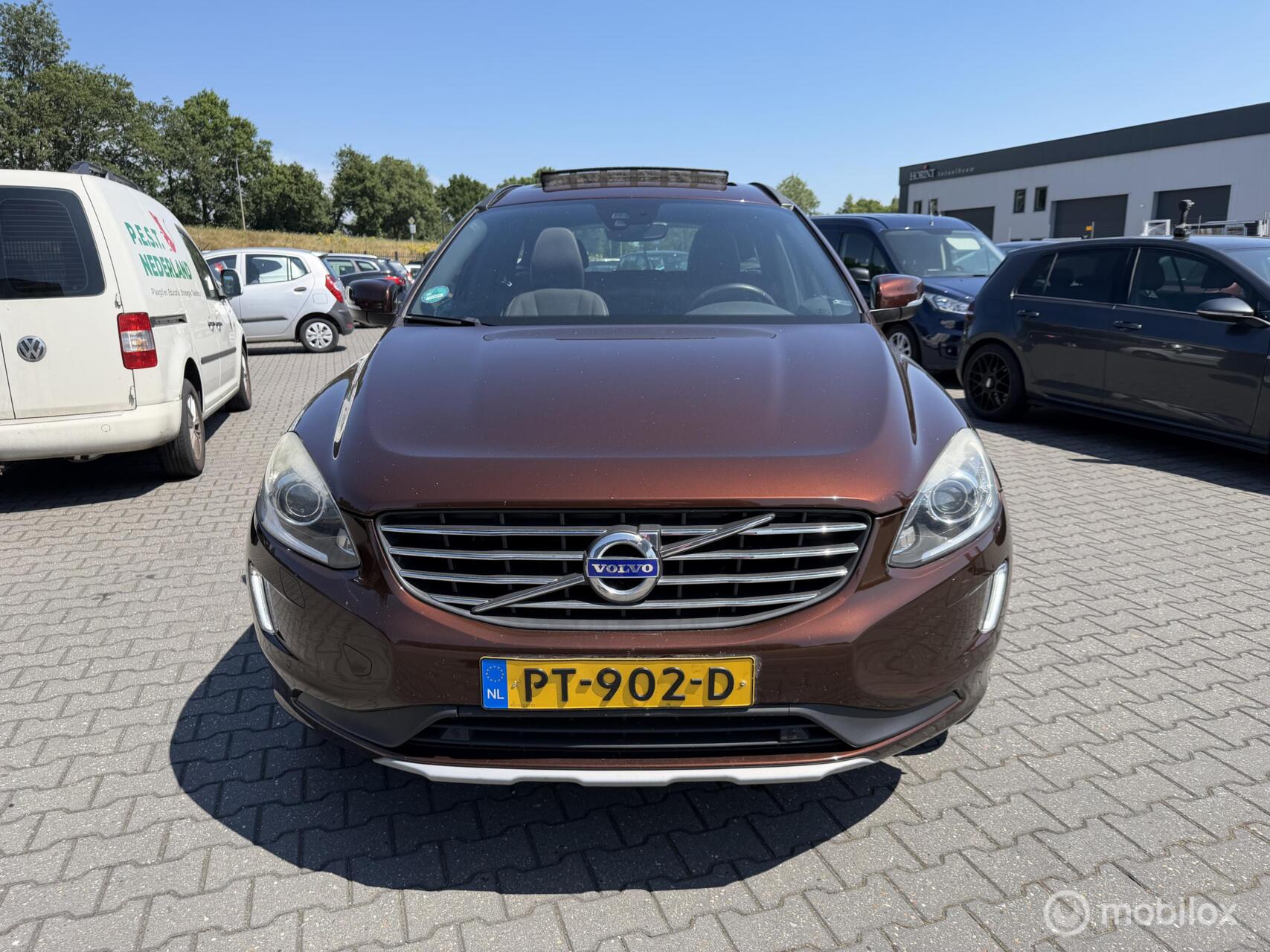 Volvo Xc60 2.0 D4 FWD Momentum prijs ex bpm 2015 - voorkant