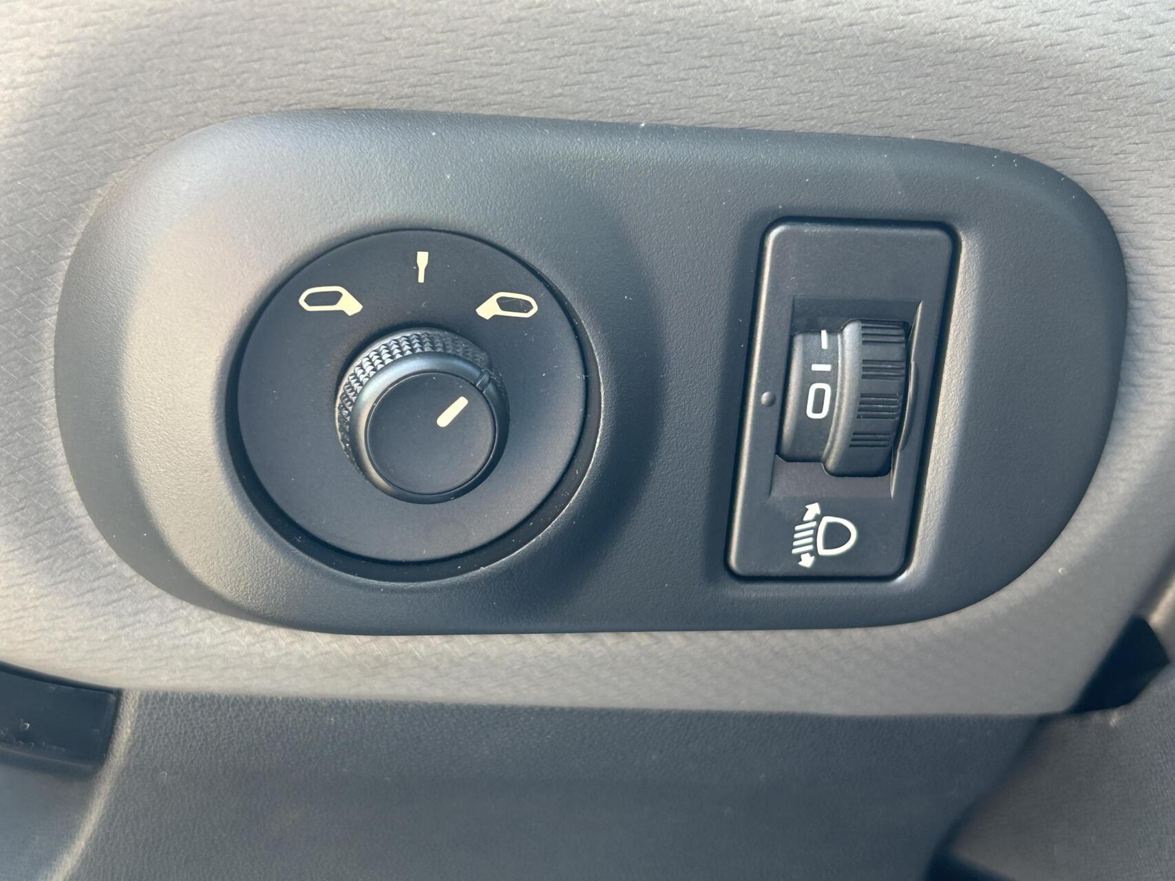 Foto van Citroen C4 Cactus