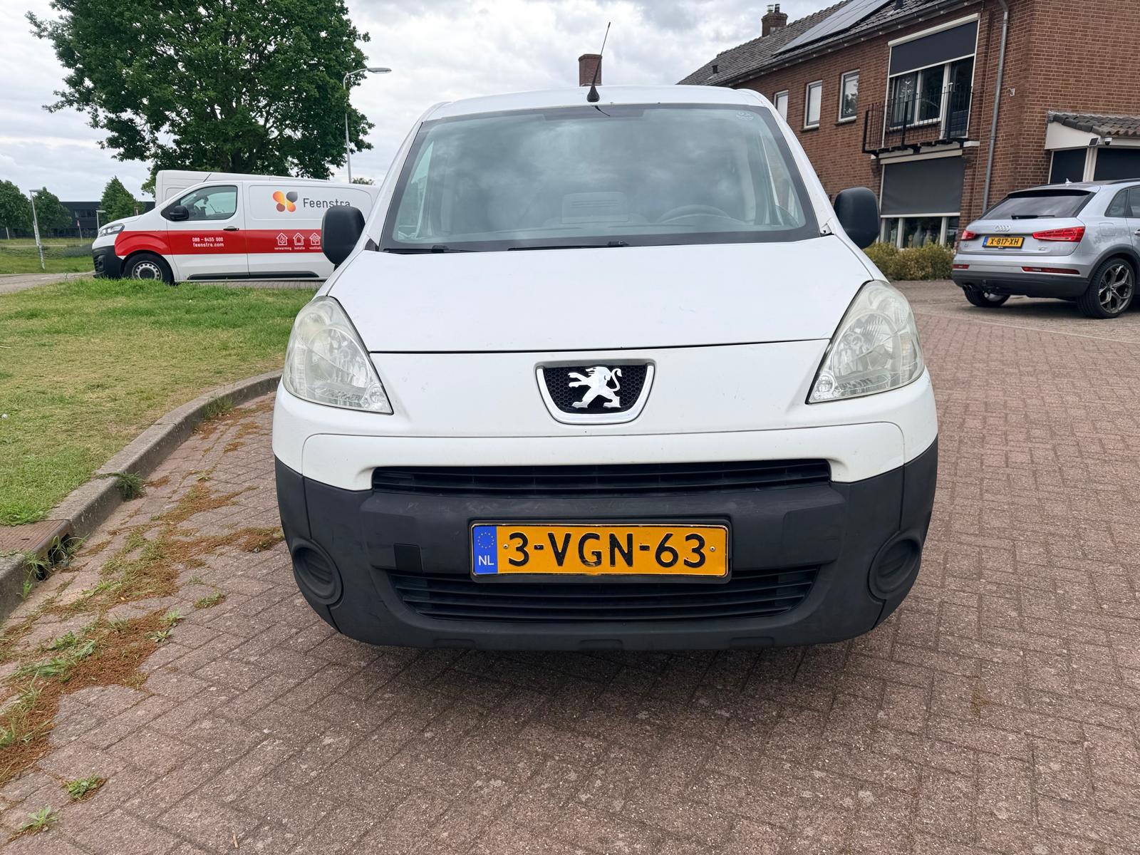 Foto van Peugeot Partner