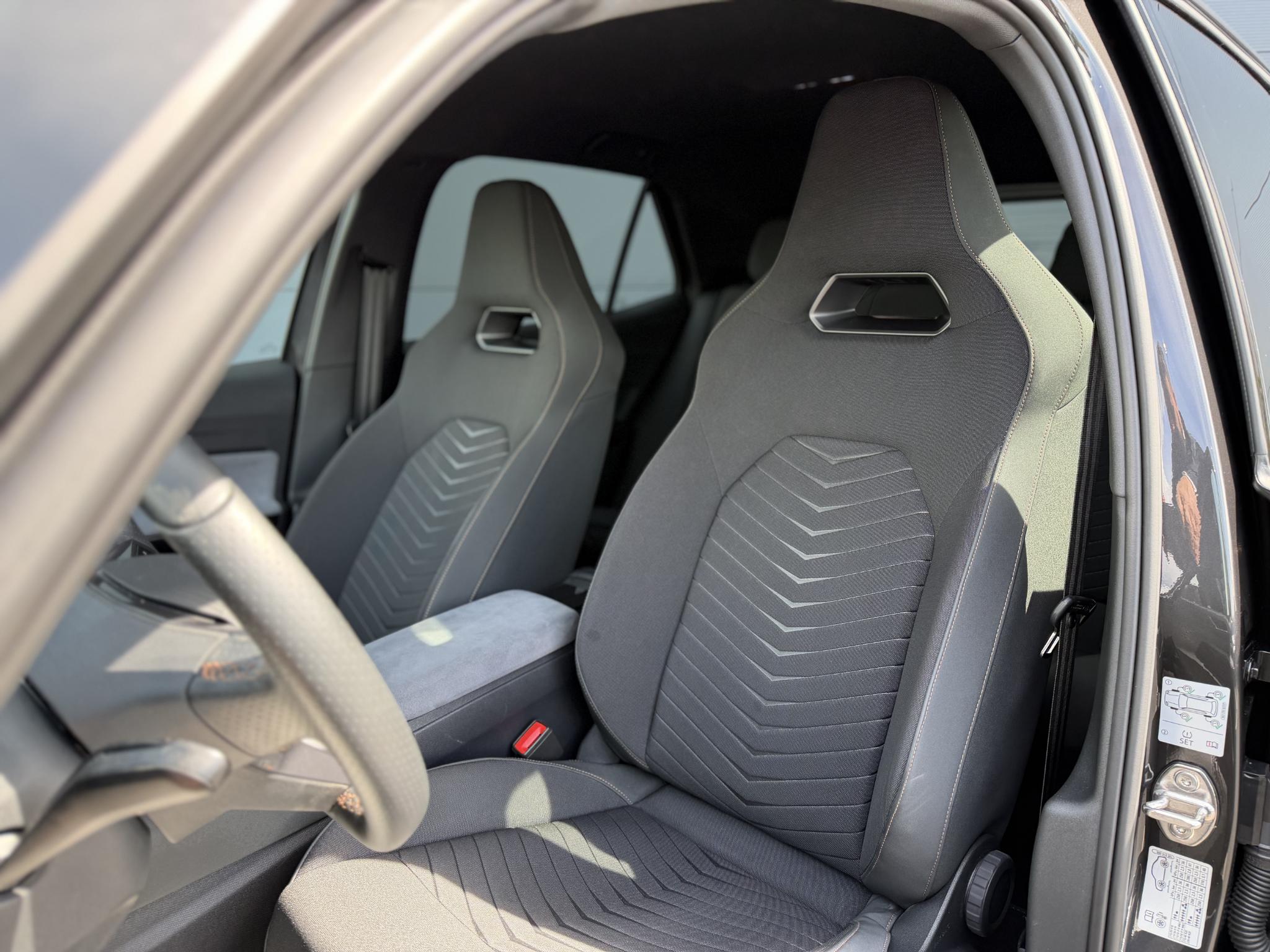 Foto van Cupra Born 150 KW 58/62 KWH
