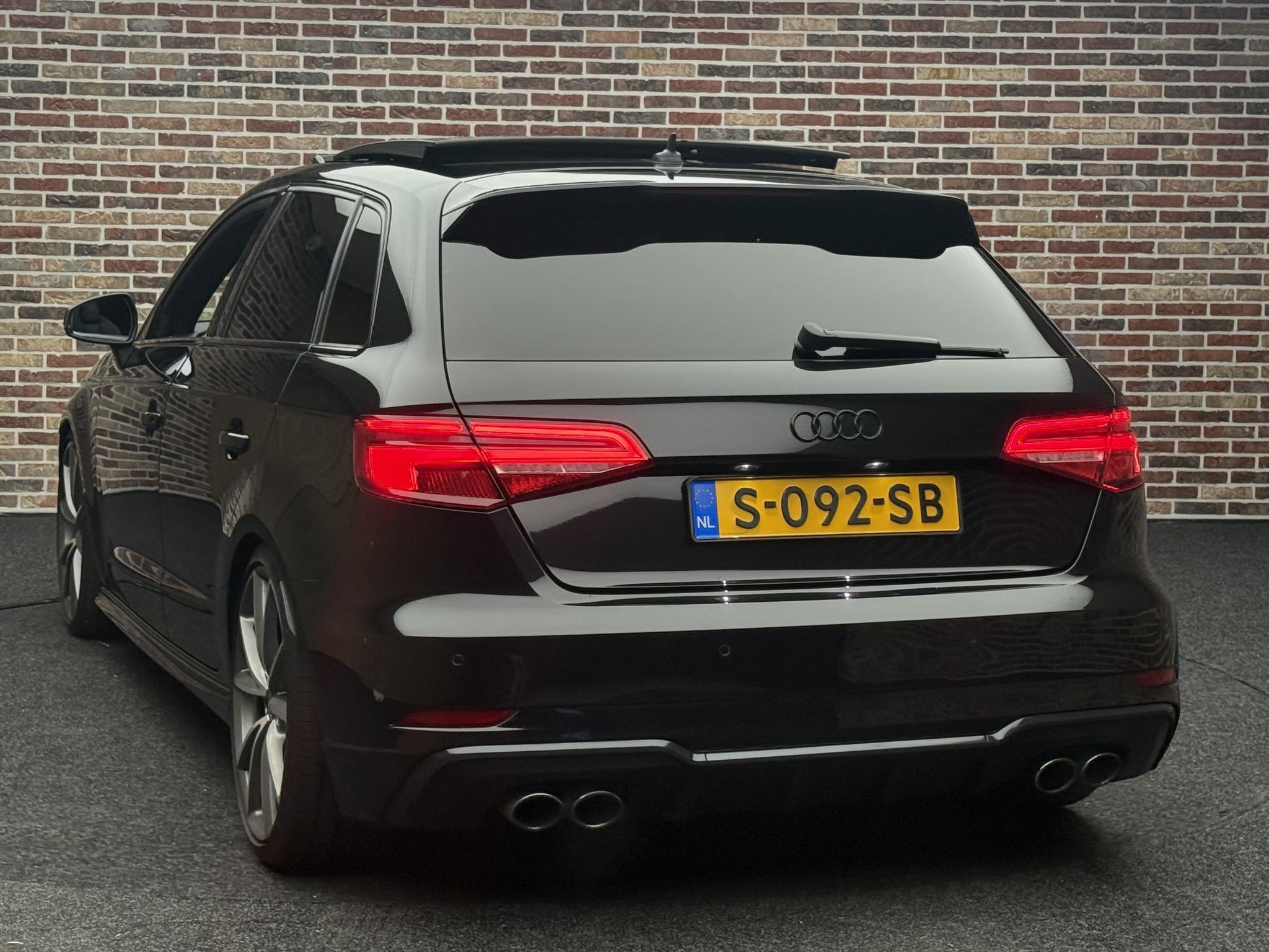 Foto van Audi S3 Sportback