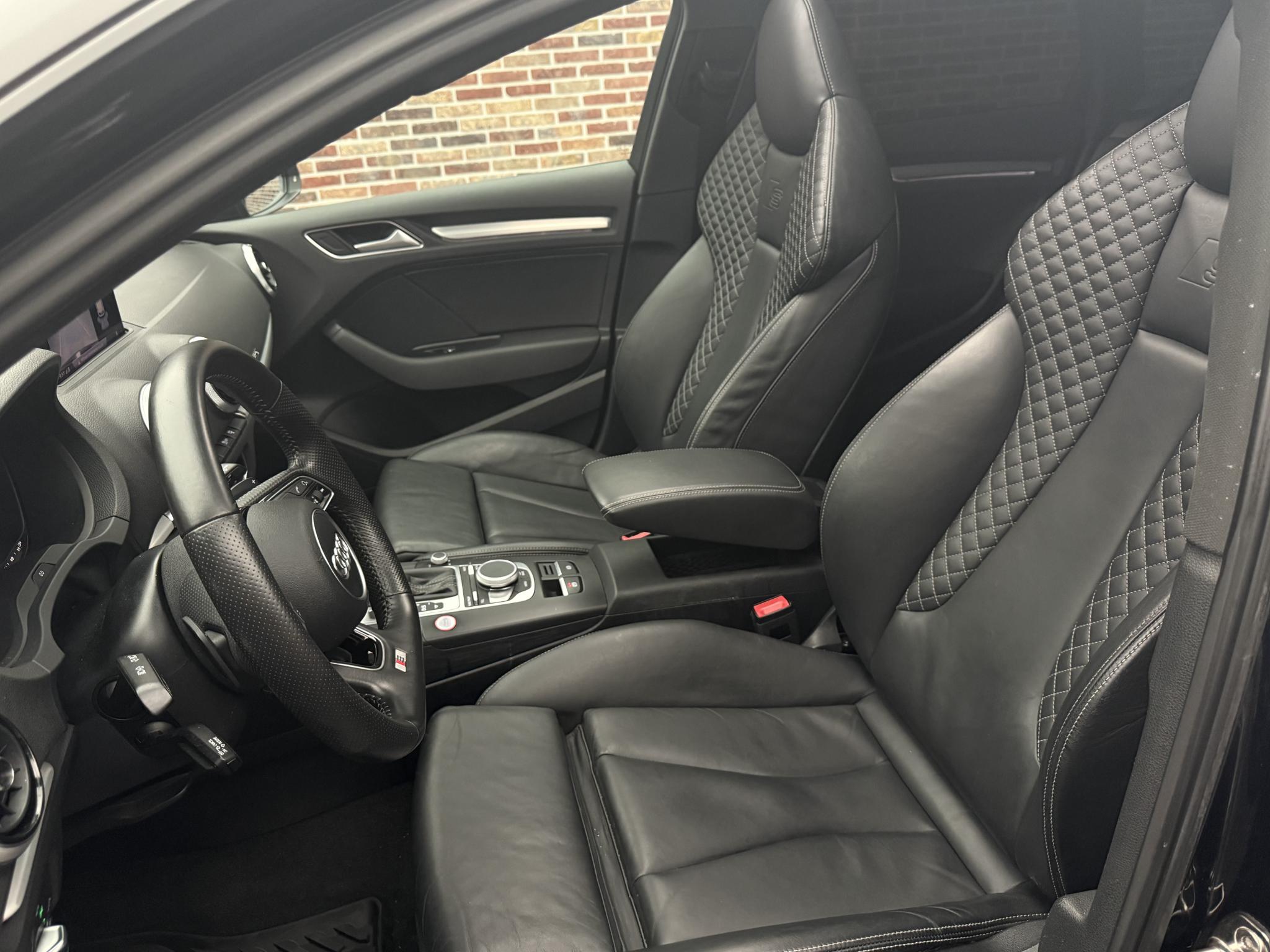 Foto van Audi S3 Sportback