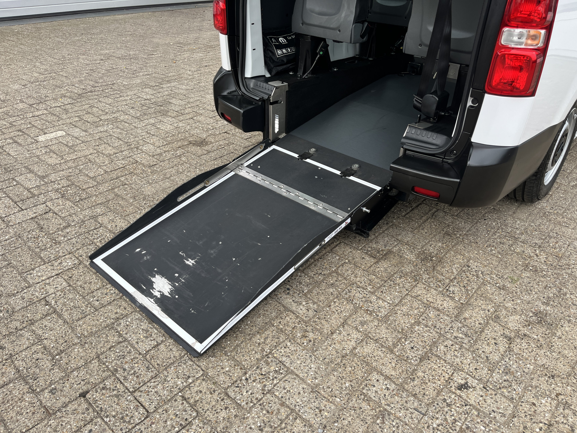 Foto van Opel Vivaro-e Combi