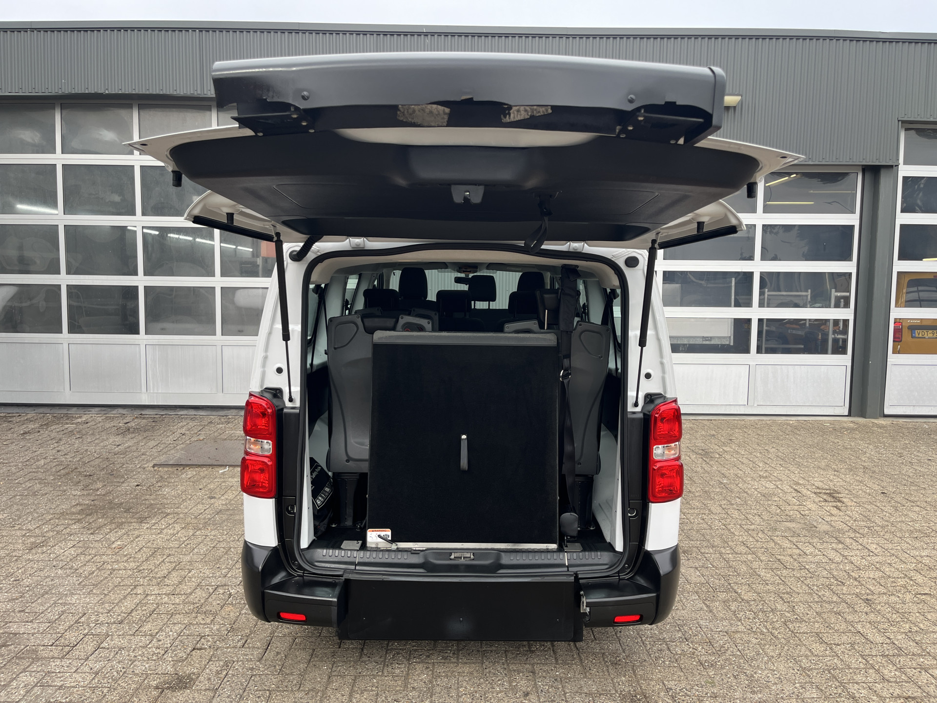 Foto van Opel Vivaro-e Combi