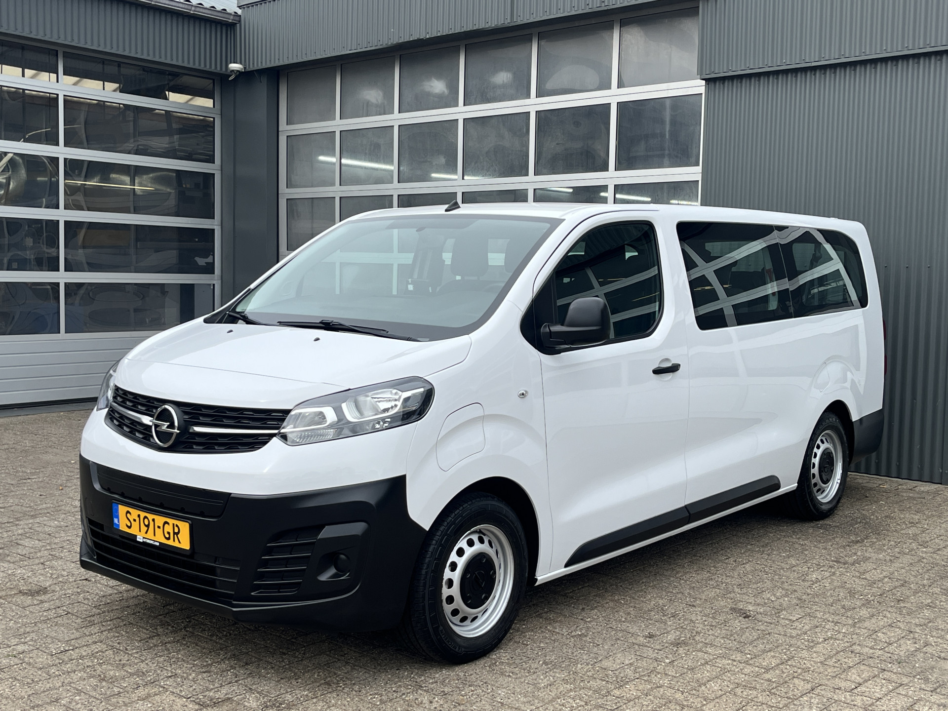 Foto van Opel Vivaro-e Combi