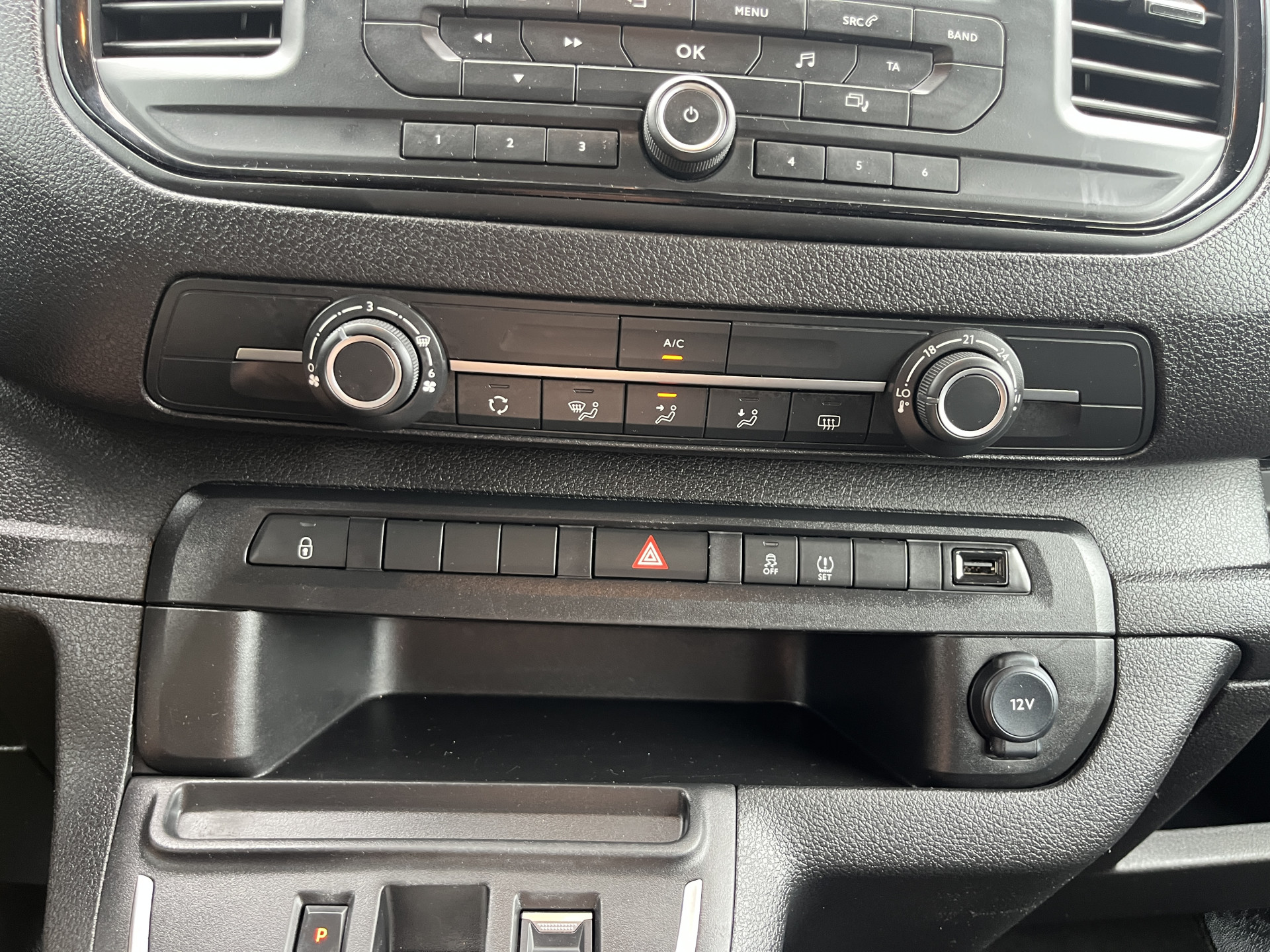 Foto van Opel Vivaro-e Combi