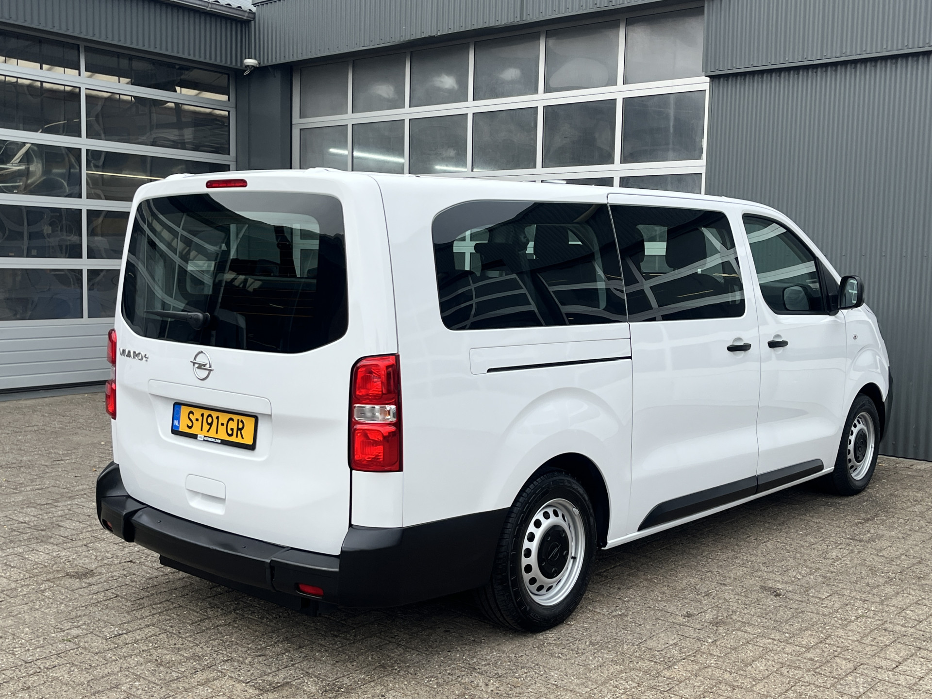Foto van Opel Vivaro-e Combi