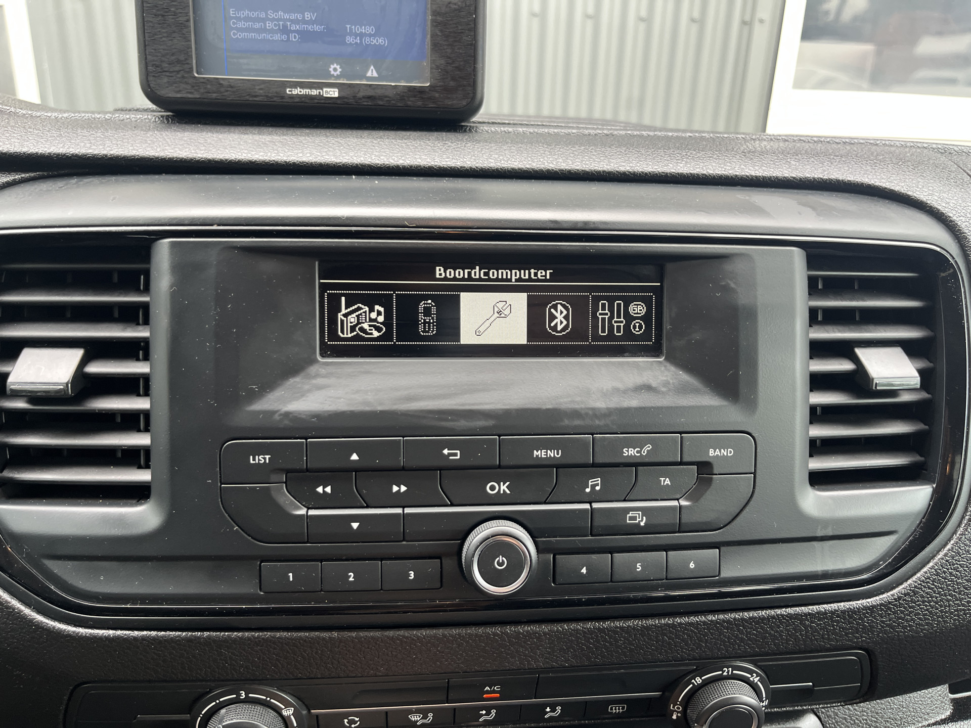 Foto van Opel Vivaro-e Combi